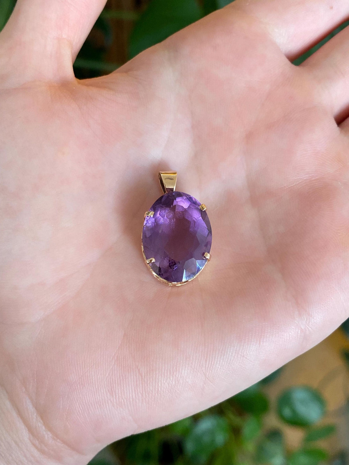Vintage Solid 18k Rose Gold Amethyst Charm