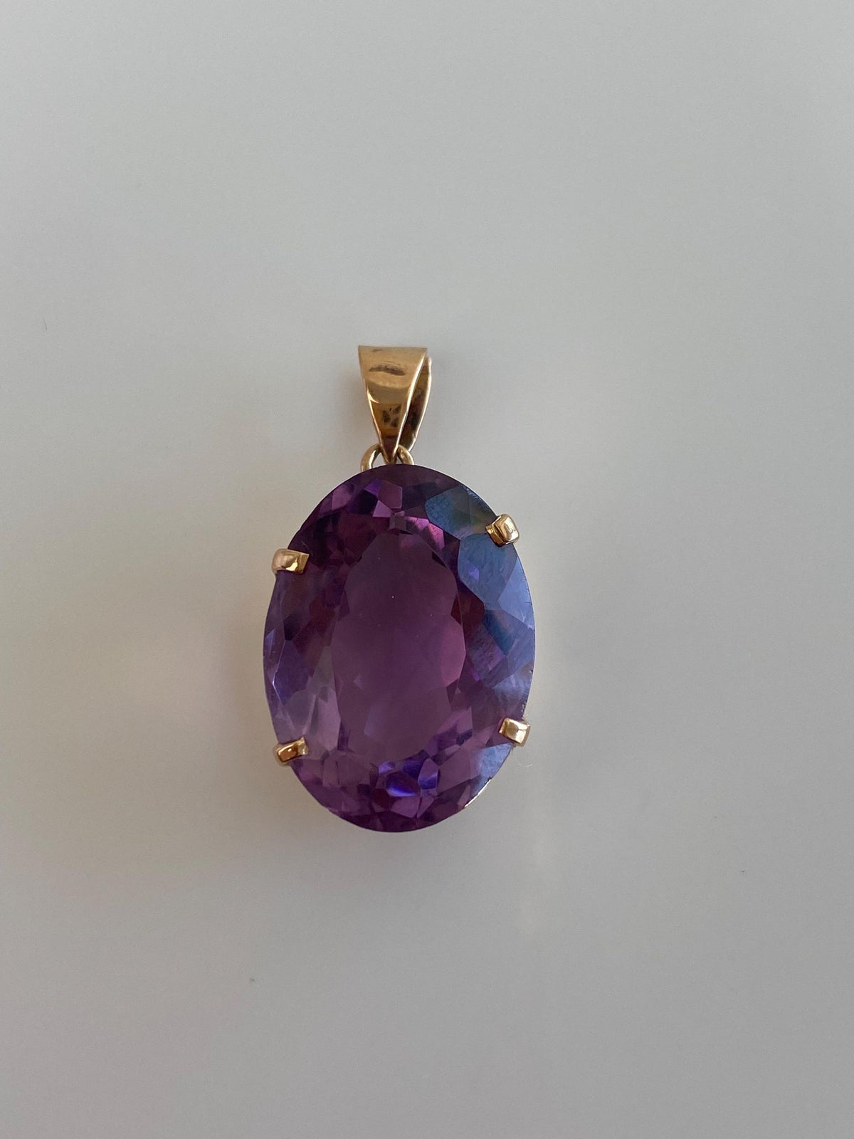 Vintage Solid 18k Rose Gold Amethyst Charm