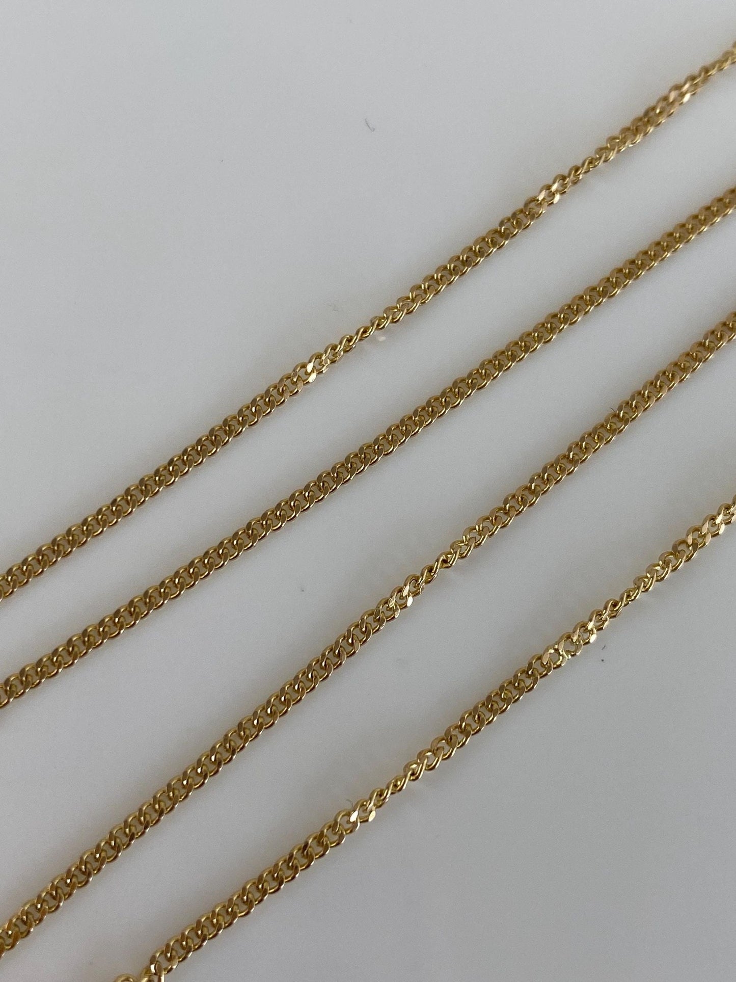 Vintage Solid 18k Yellow Gold Tight Curb Chain Necklace - 18 inches