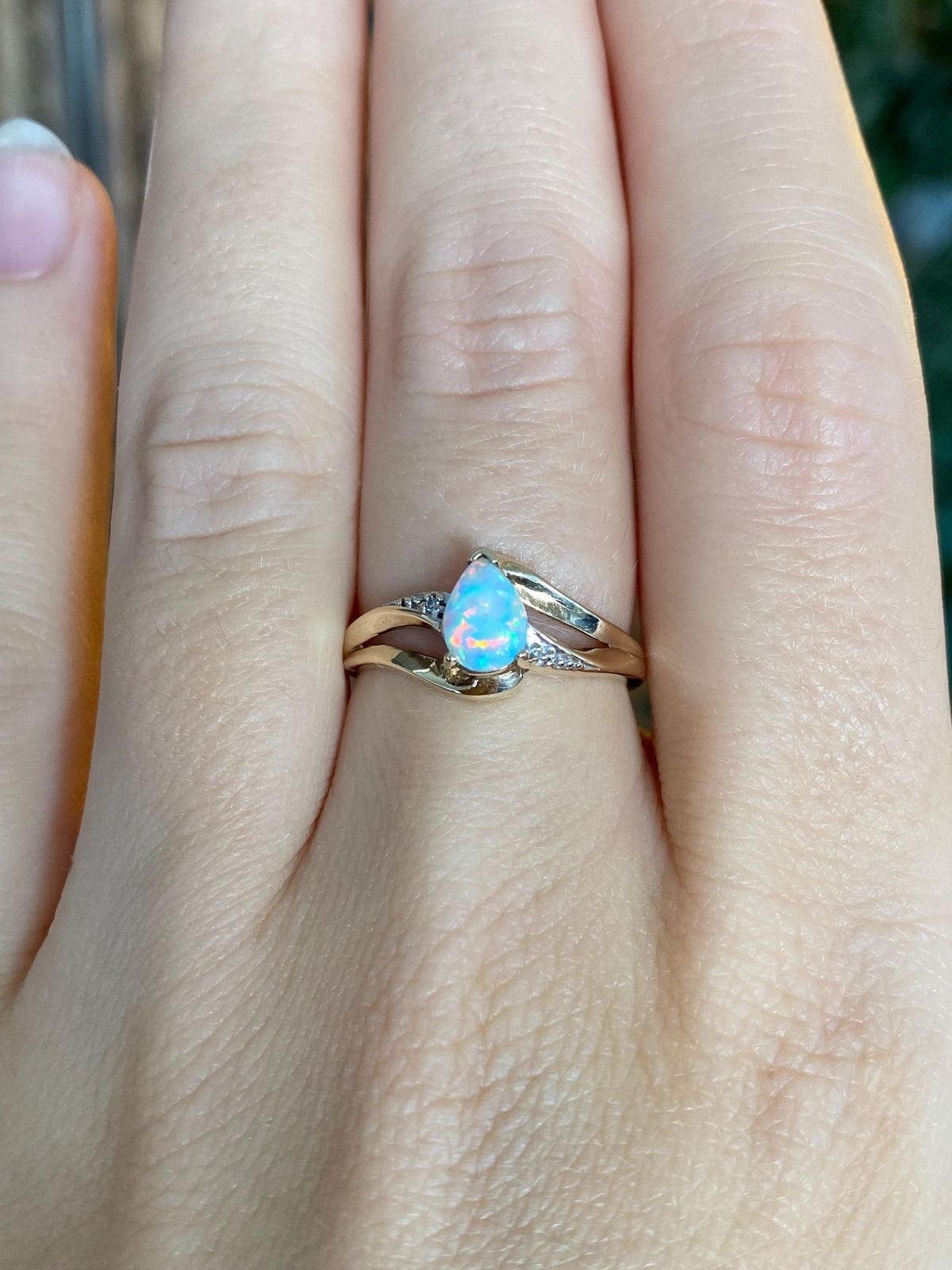 Vintage Solid 10k White & Yellow Gold Opal Teardrop Clear Cubic Zirconia Ring - Size 6.5