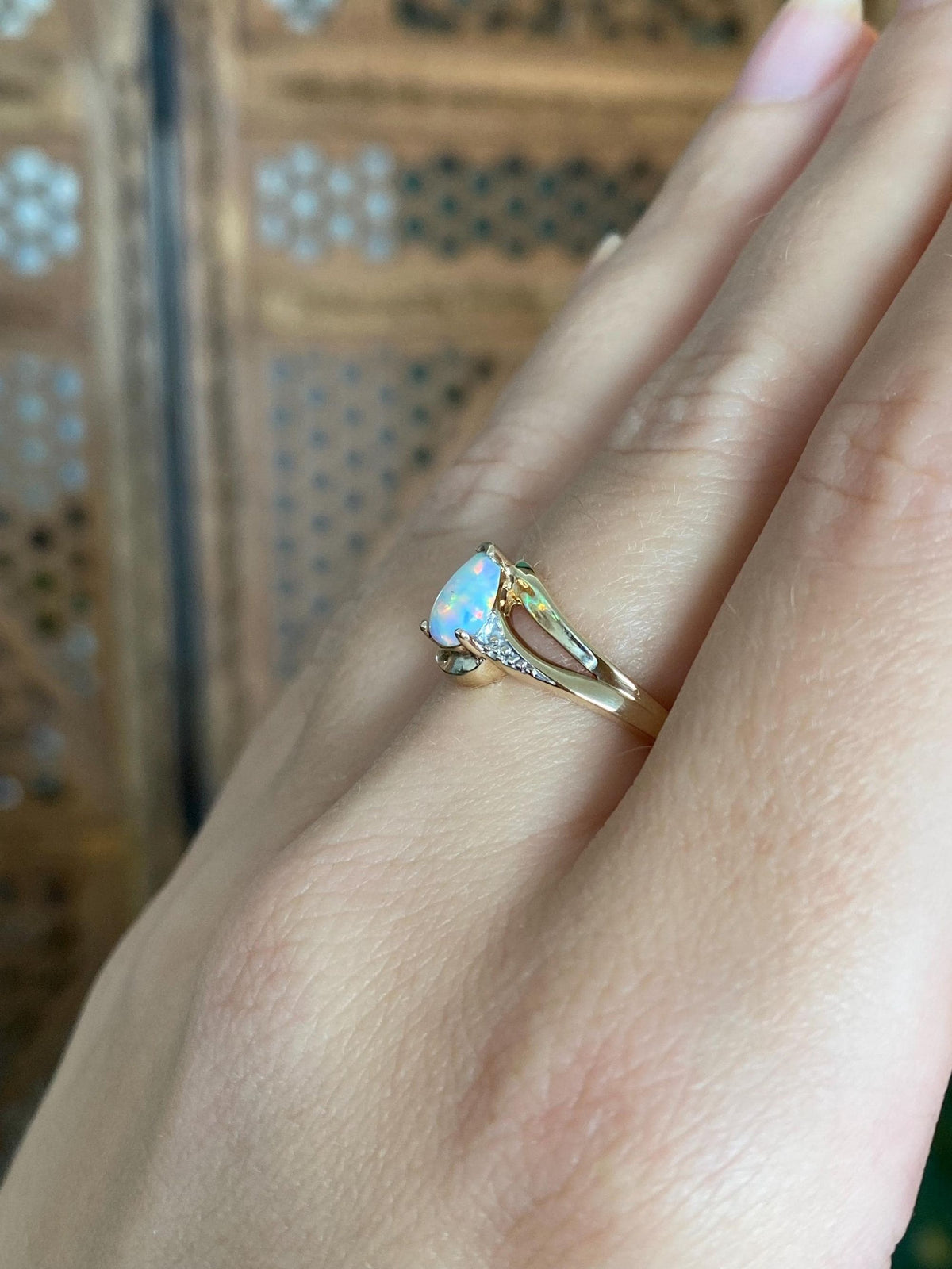 Vintage Solid 10k White & Yellow Gold Opal Teardrop Clear Cubic Zirconia Ring - Size 6.5