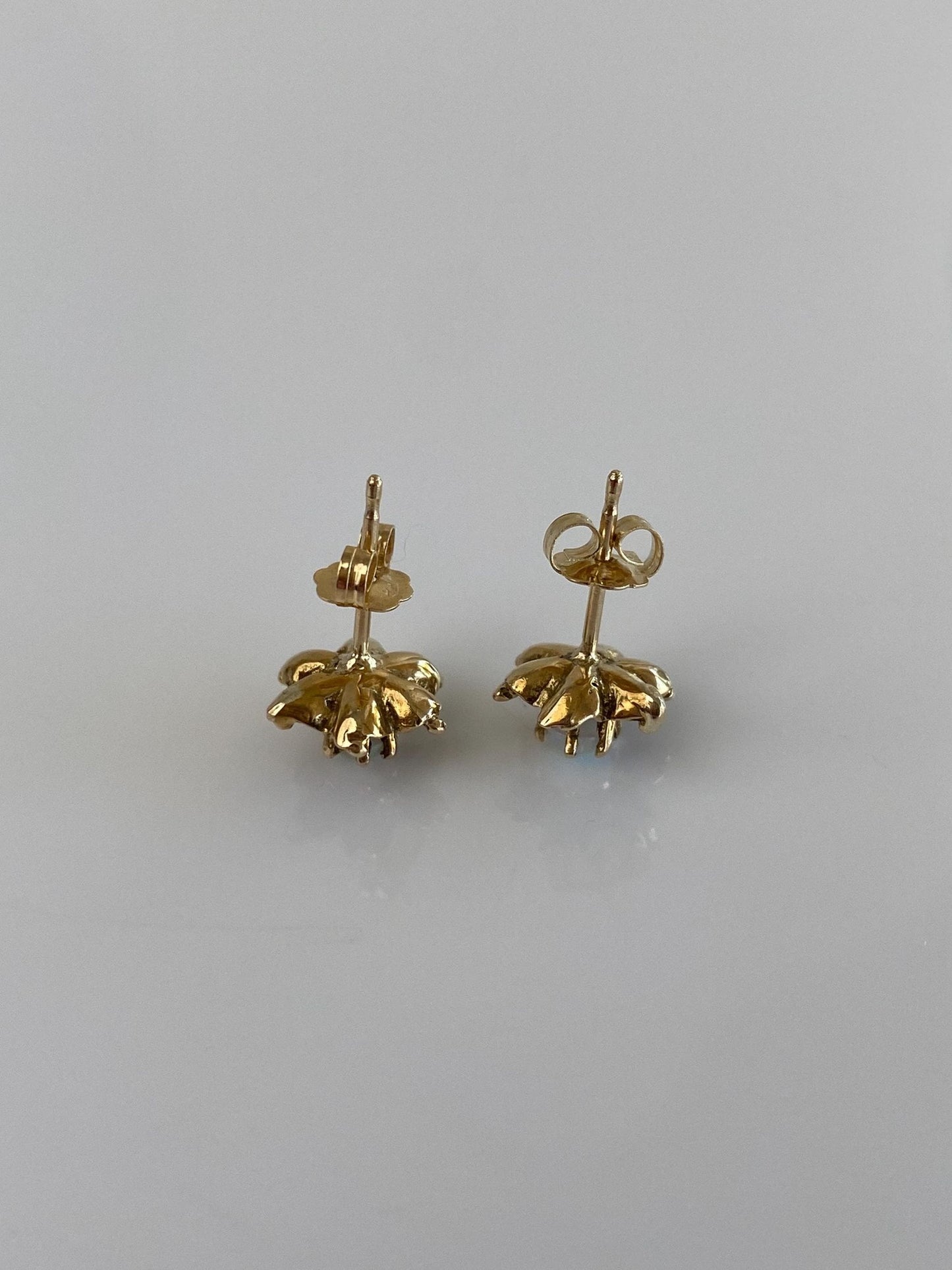Vintage Solid 14k Yellow Gold Opal Flower Stud Earrings