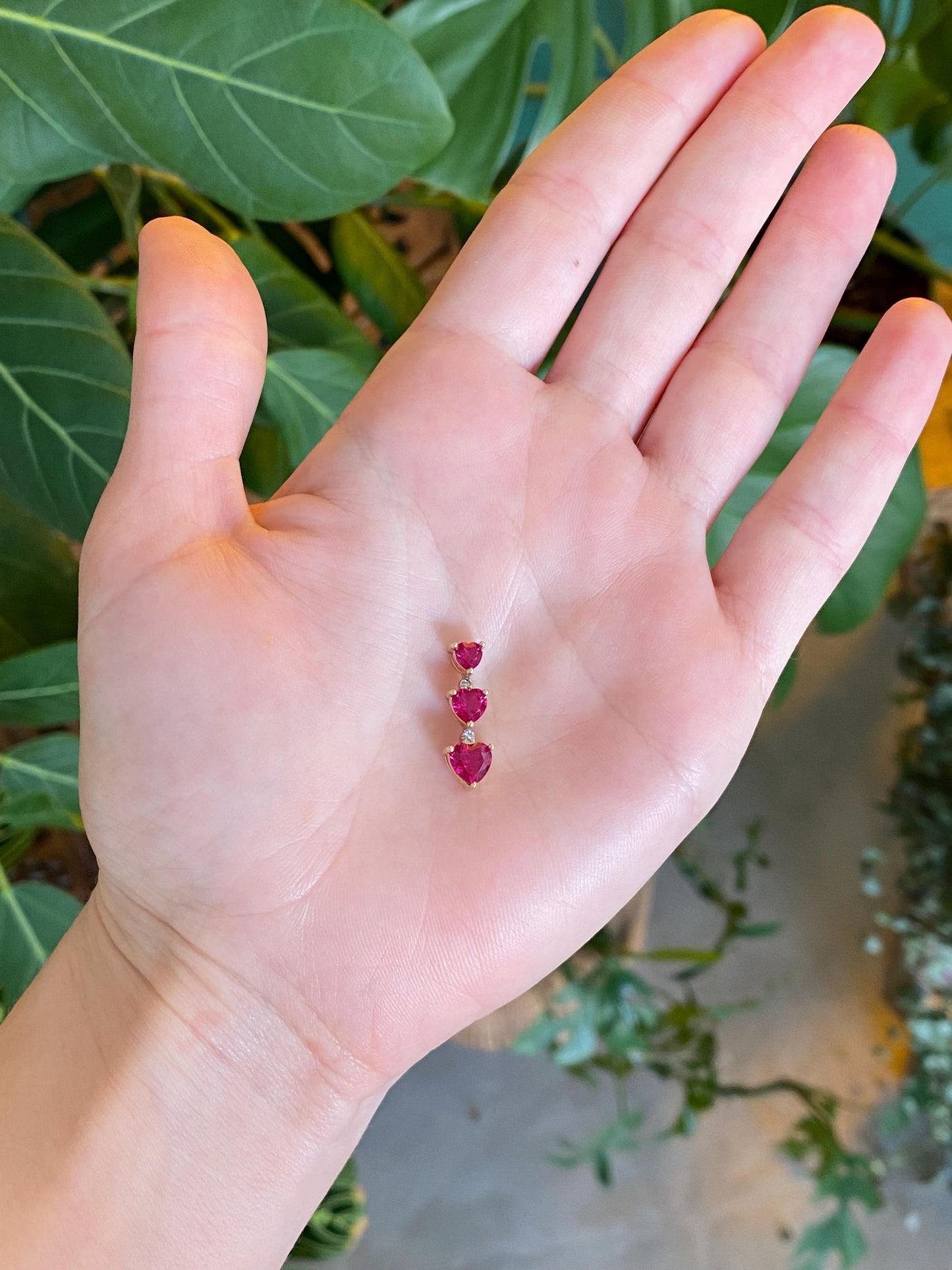 Vintage Solid 10k Yellow Gold Pink Sapphire Hearts Charm