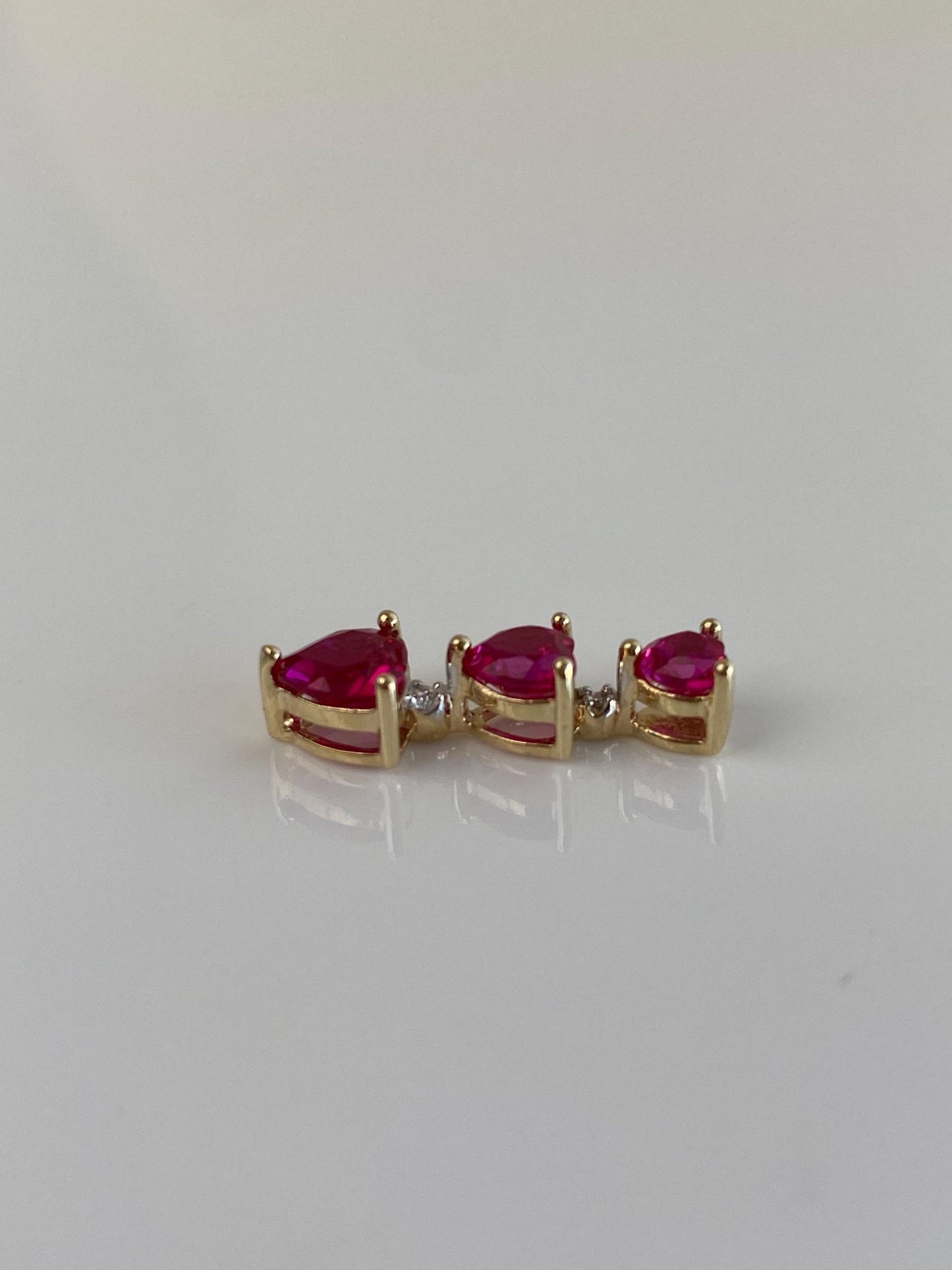 Vintage Solid 10k Yellow Gold Pink Sapphire Hearts Charm