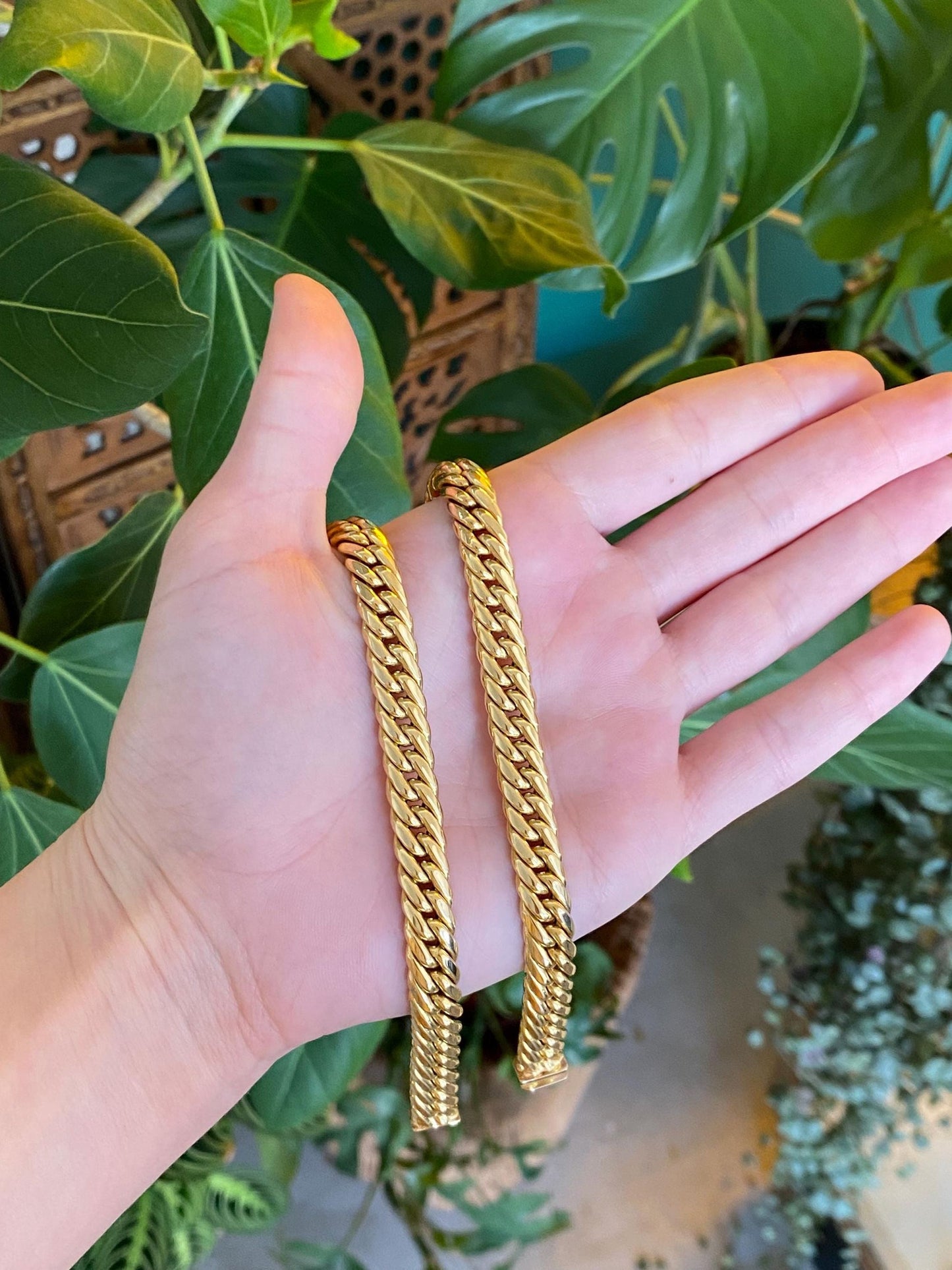 Vintage 18k Yellow Gold Chunky Curb Chain Necklace - 16 inches
