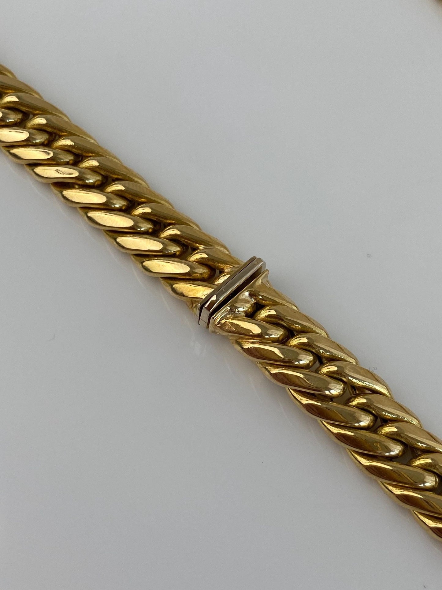 Vintage 18k Yellow Gold Chunky Curb Chain Necklace - 16 inches