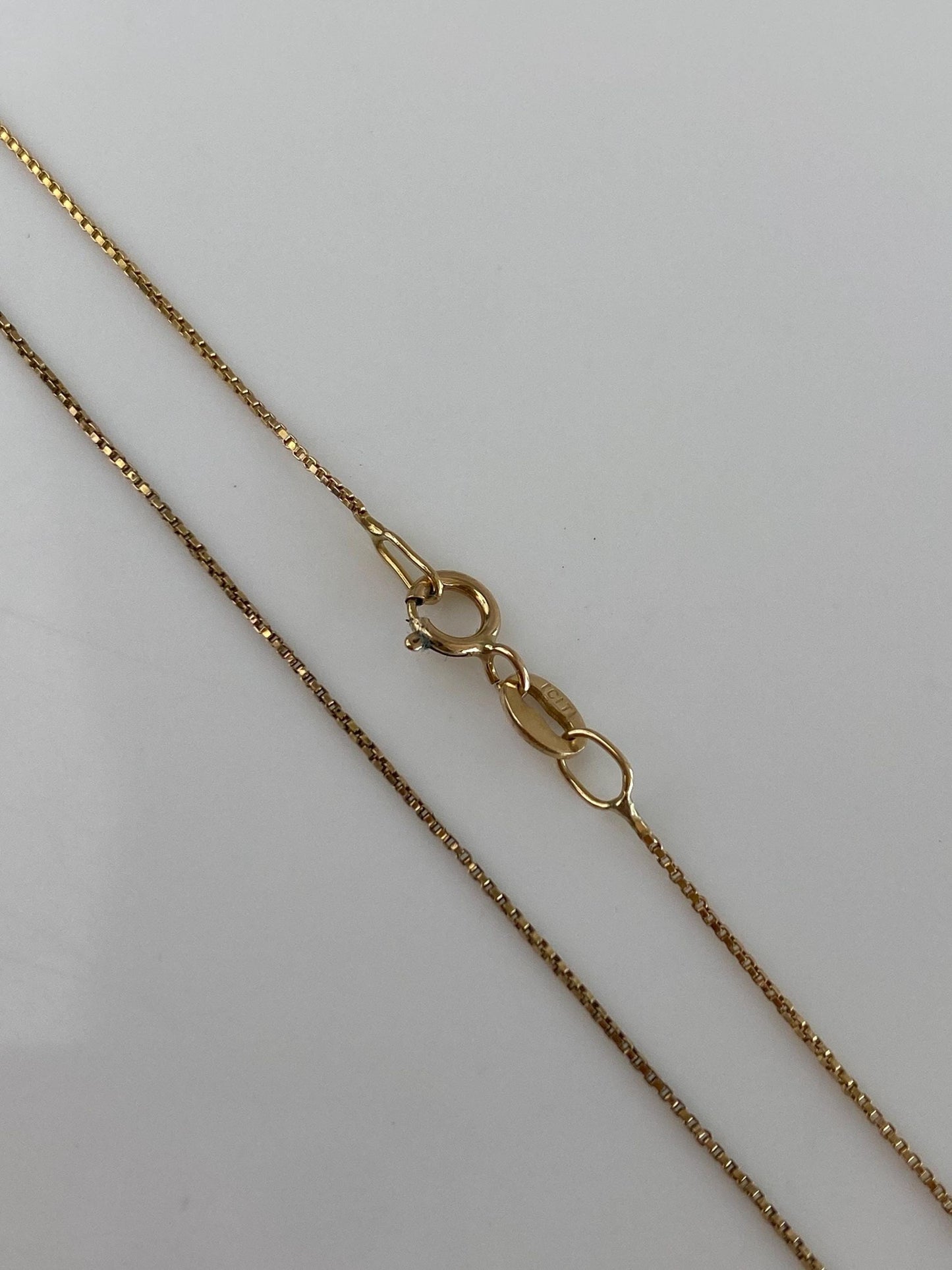 Vintage Solid 14k Yellow Gold Dainty Box Chain Necklace - 19.75 inches