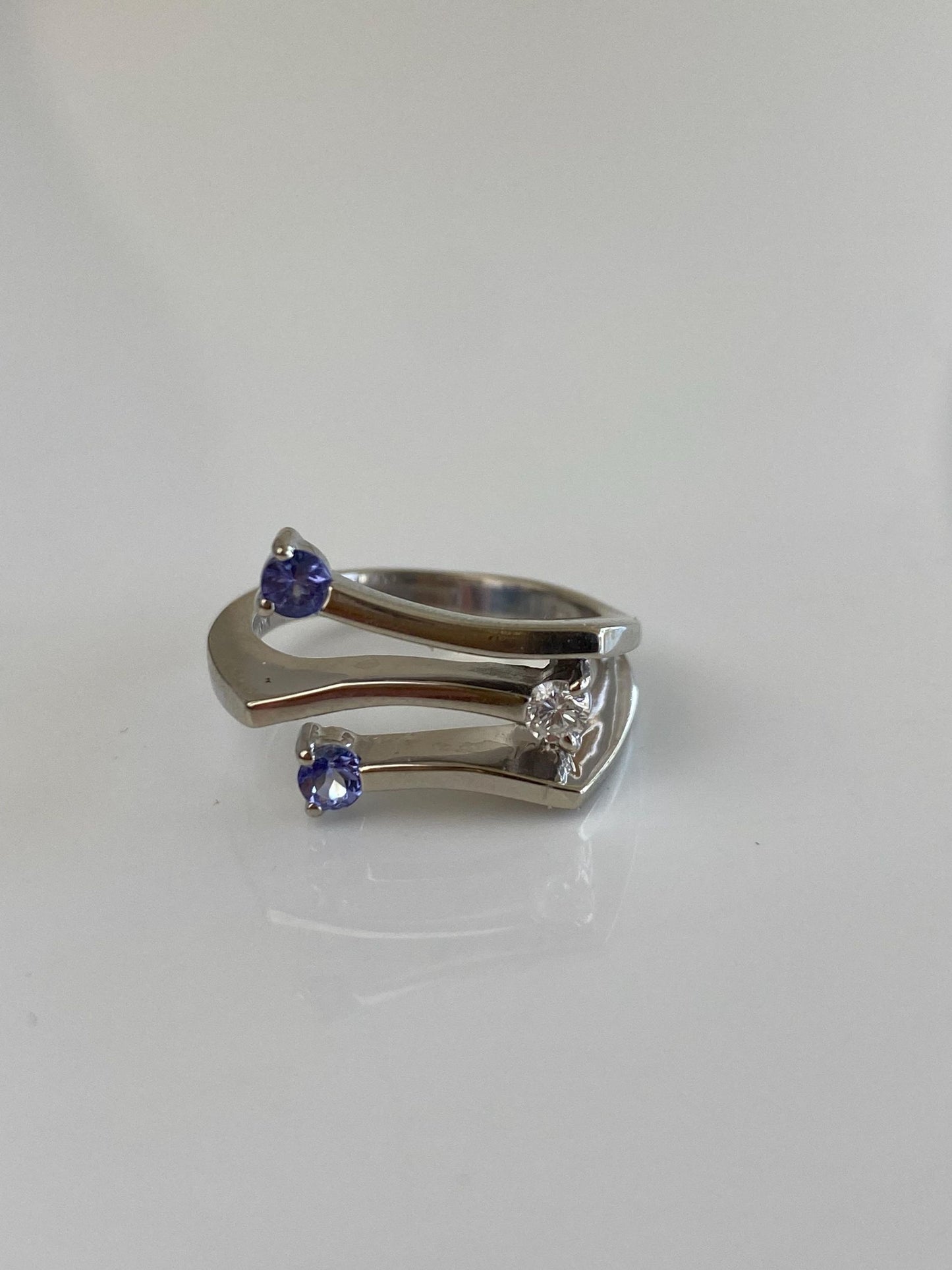 Solid 14k White Gold Diamond Tanzanite Ring - Size 5.5