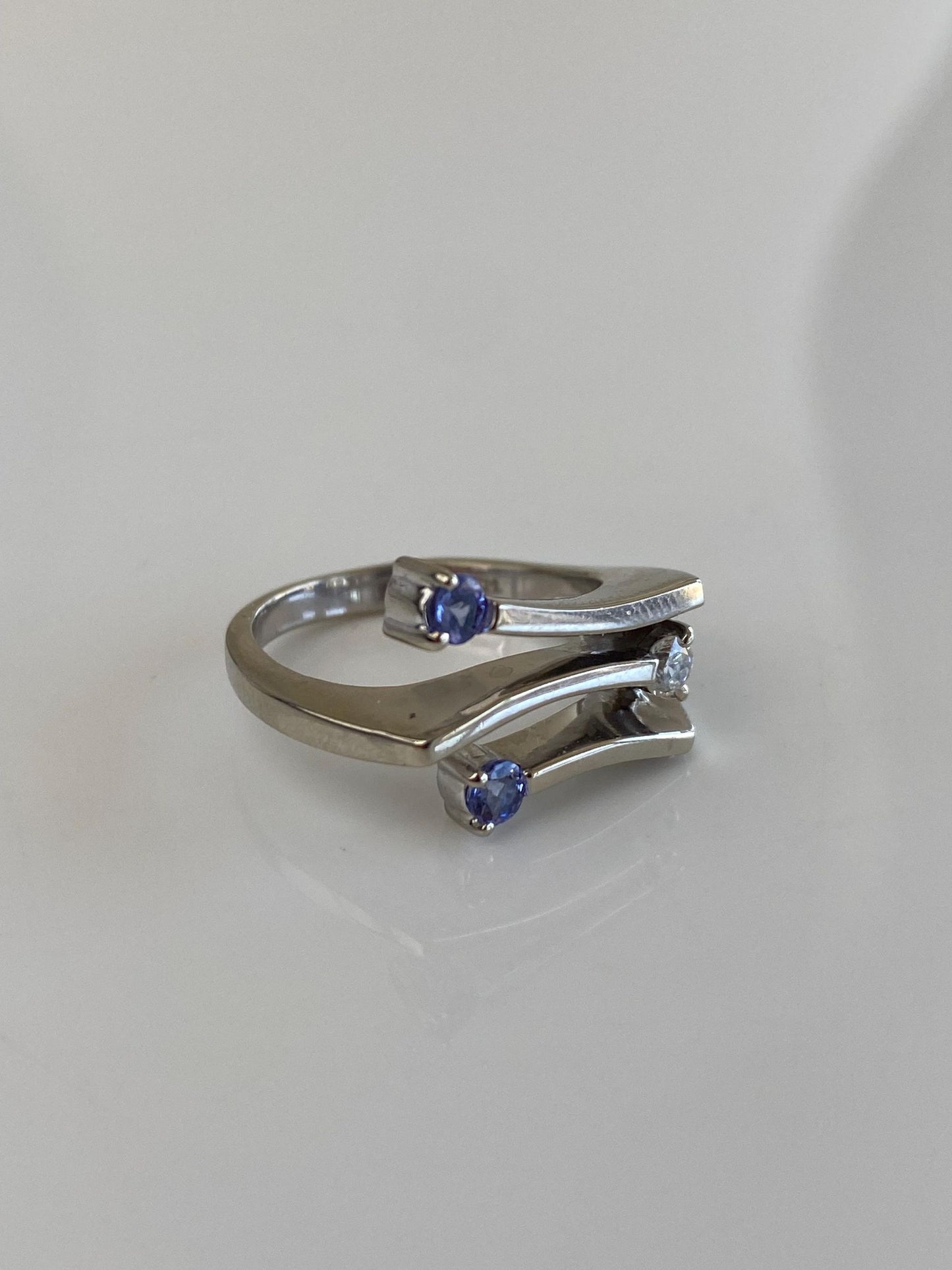 Solid 14k White Gold Diamond Tanzanite Ring - Size 5.5
