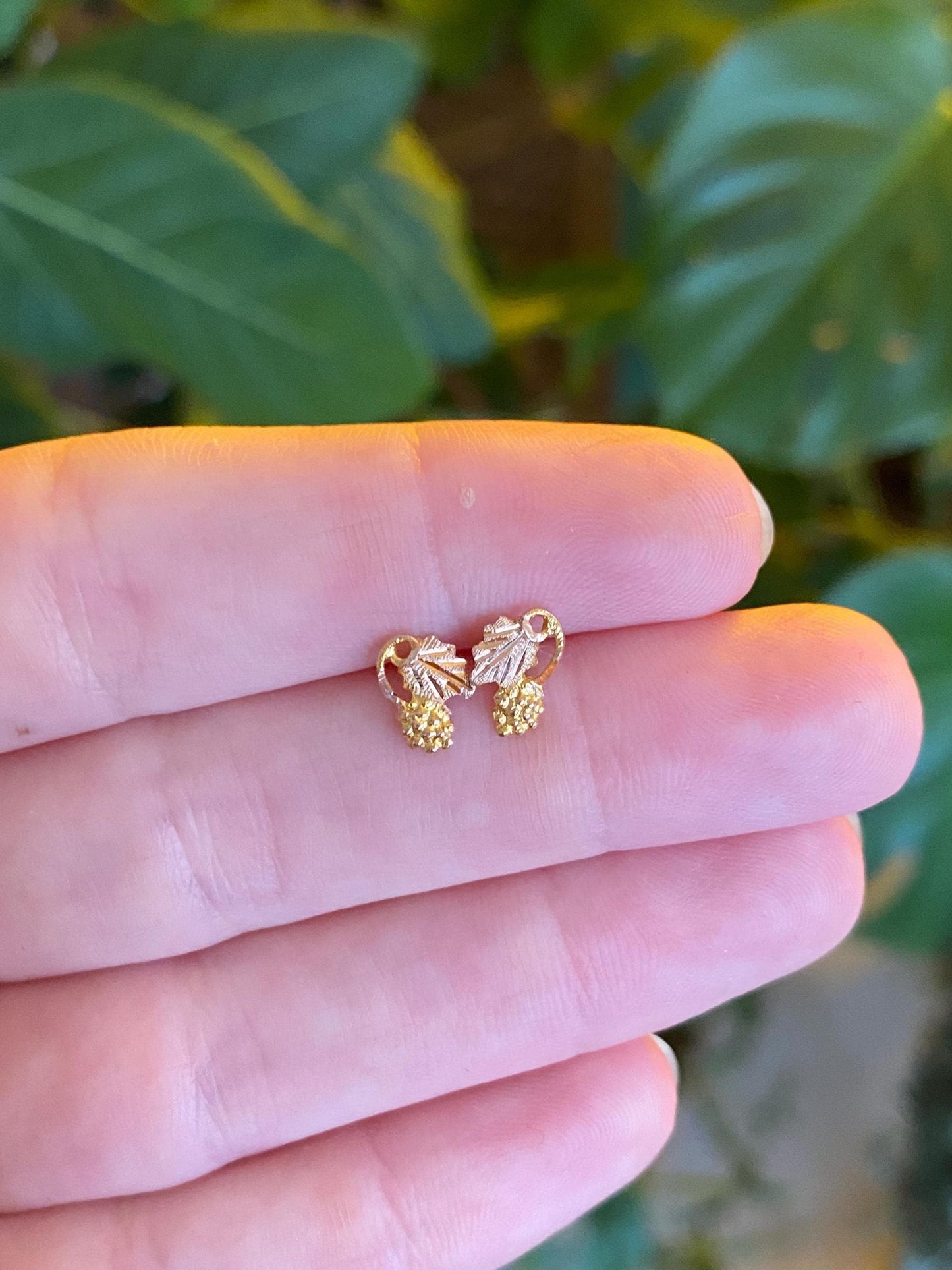 Vintage Solid 14k Rose & Yellow Gold Grape Vine Stud Earrings