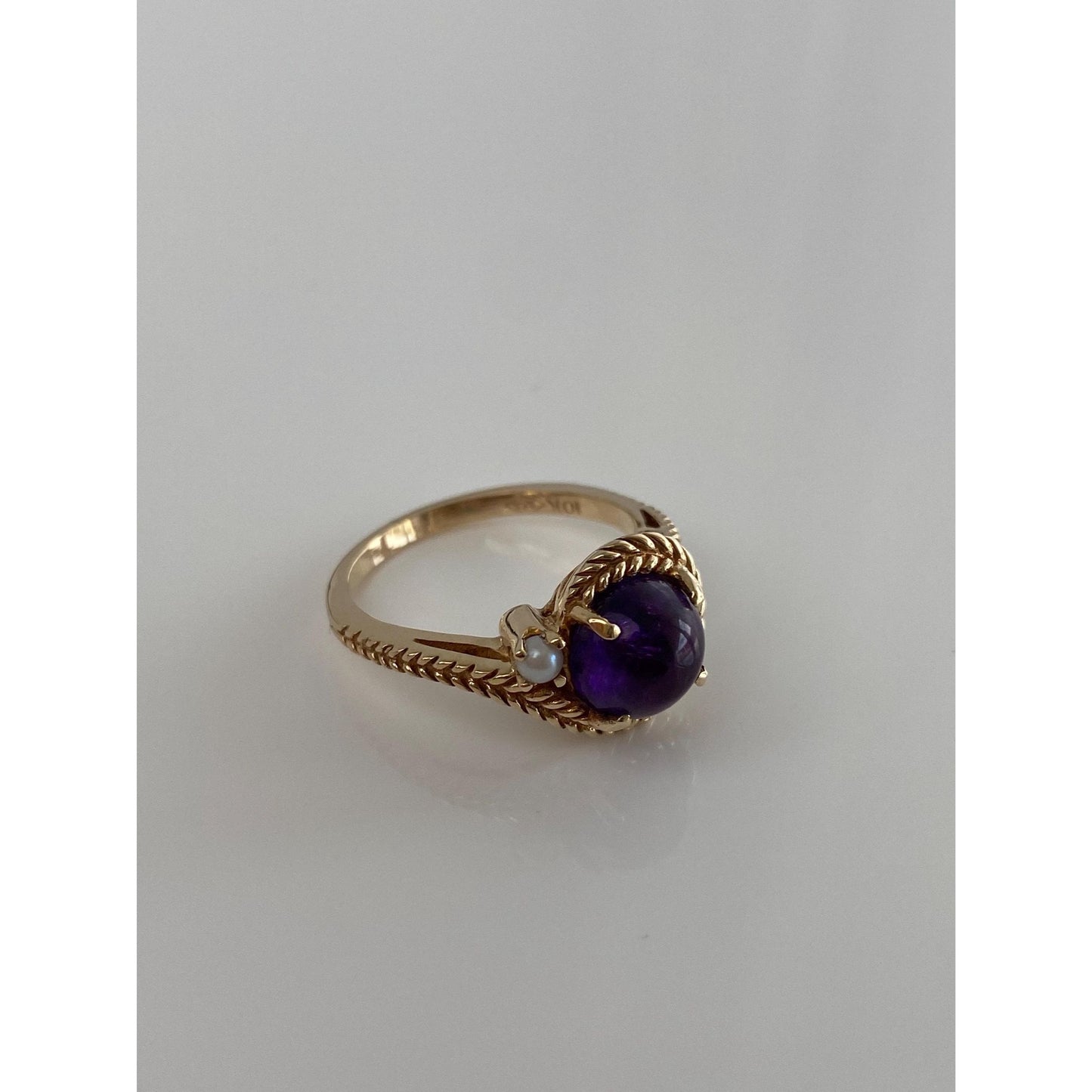 Solid 10k Yellow Gold Amethyst Seed Pearl Rope Ring - Size 6.25