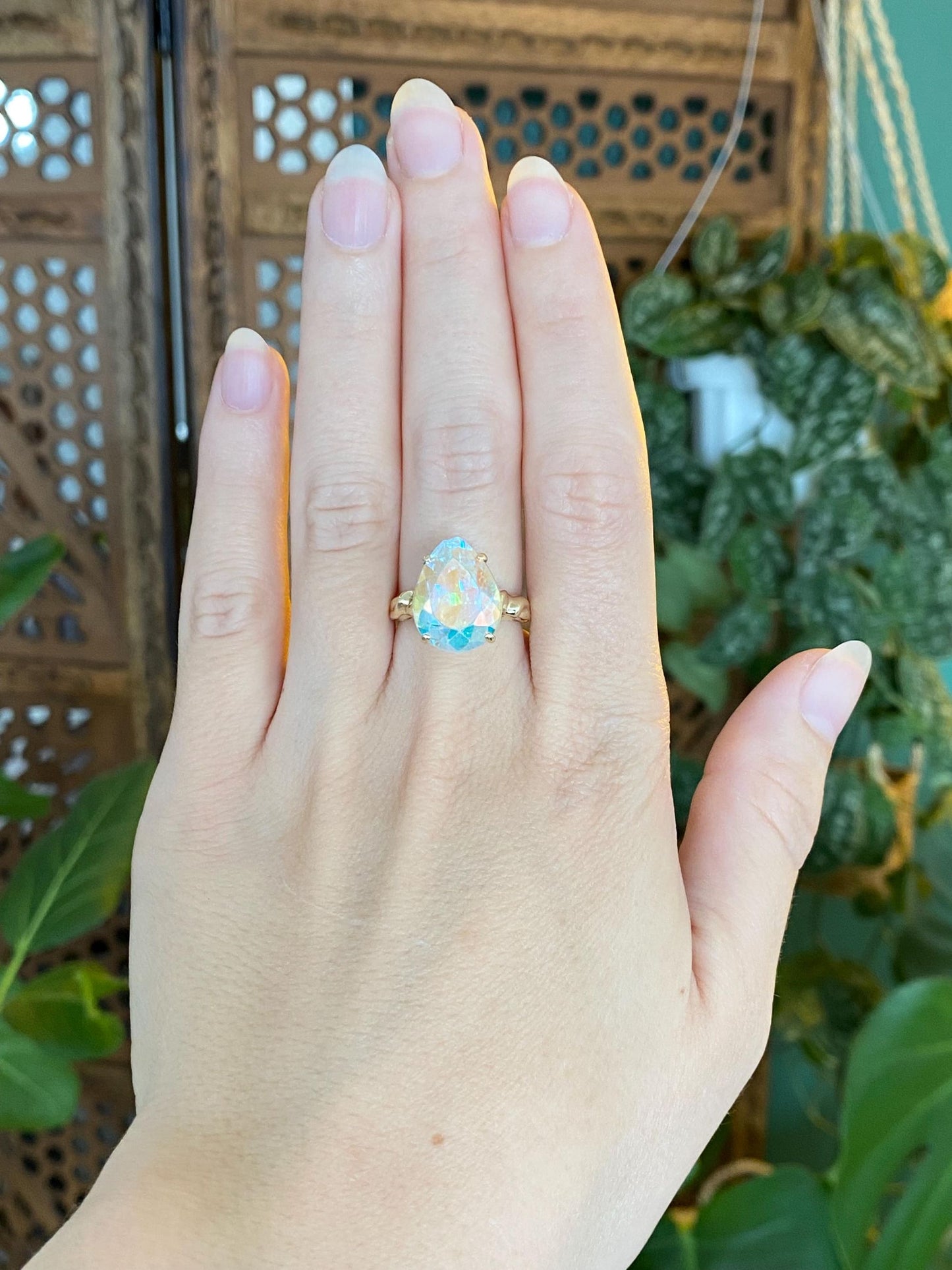 Vintage Solid 14k Yellow Gold Teardrop Rose Cut Aura Quartz Ring - Size 6.75