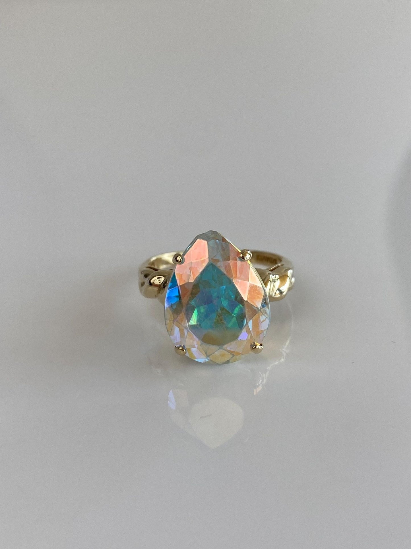 Vintage Solid 14k Yellow Gold Teardrop Rose Cut Aura Quartz Ring - Size 6.75