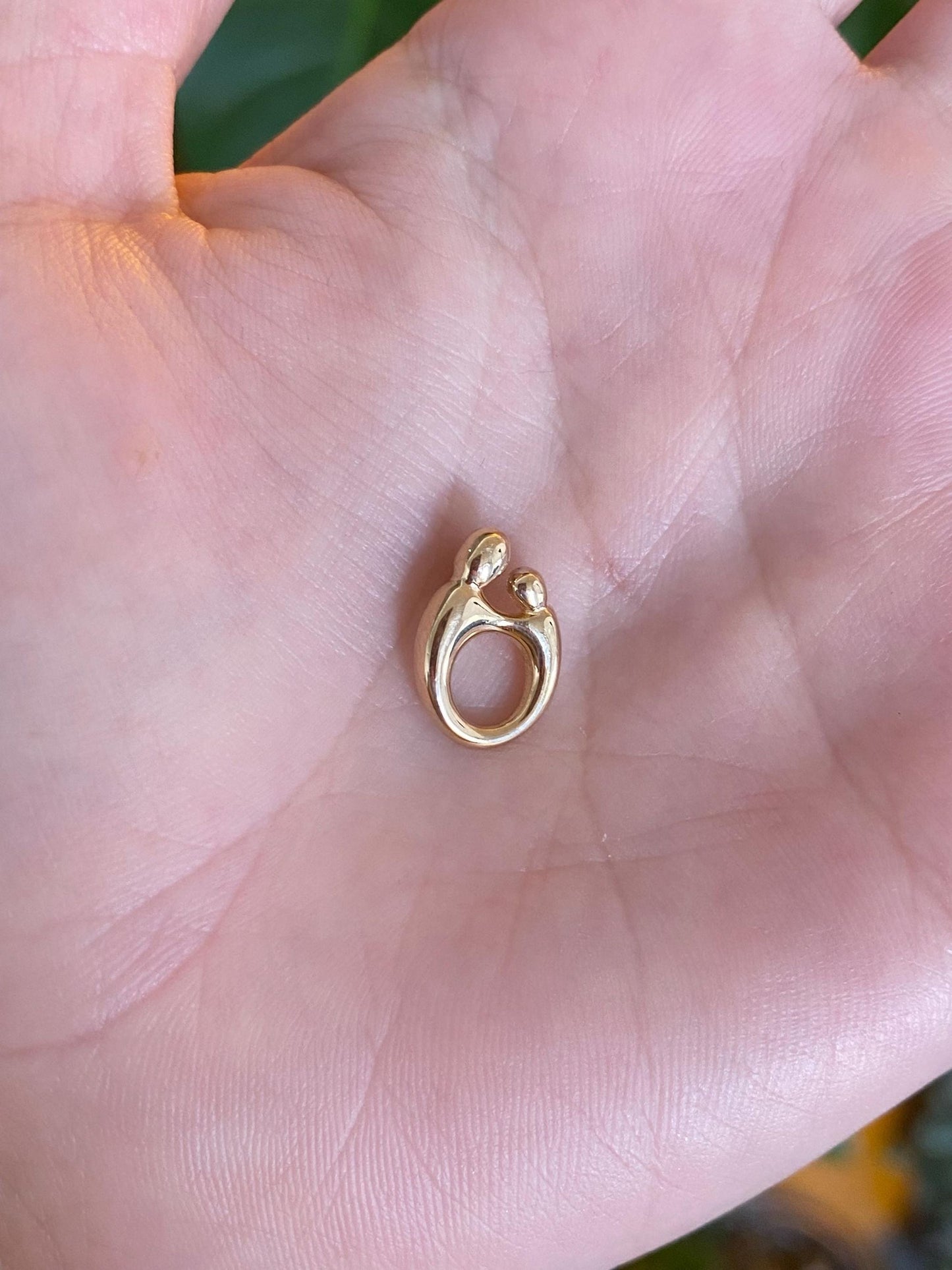 Vintage Solid 14k Yellow Gold Abstract Parent & Child Charm