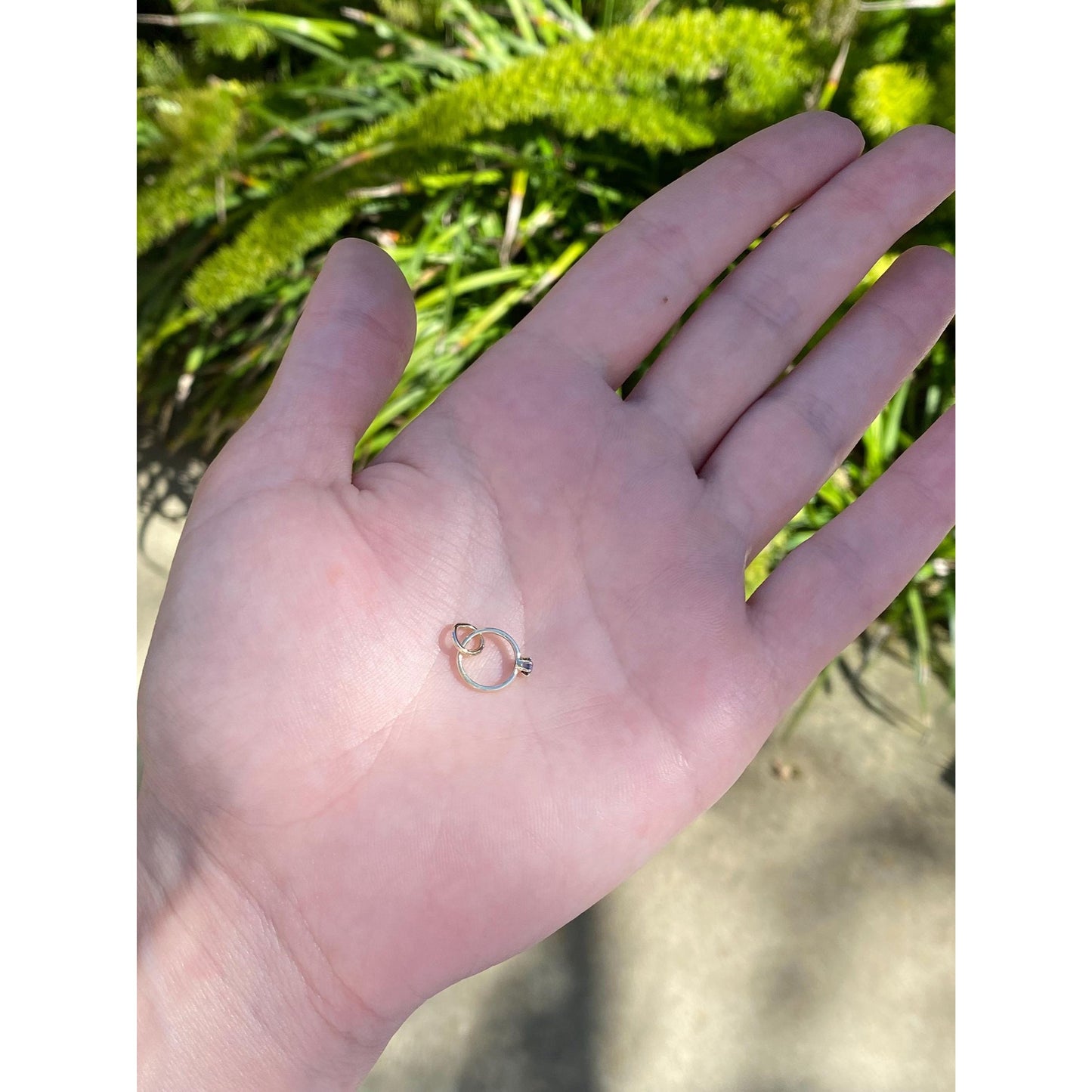 Vintage Solid 14k Yellow Gold Blue Spinel Ring Charm