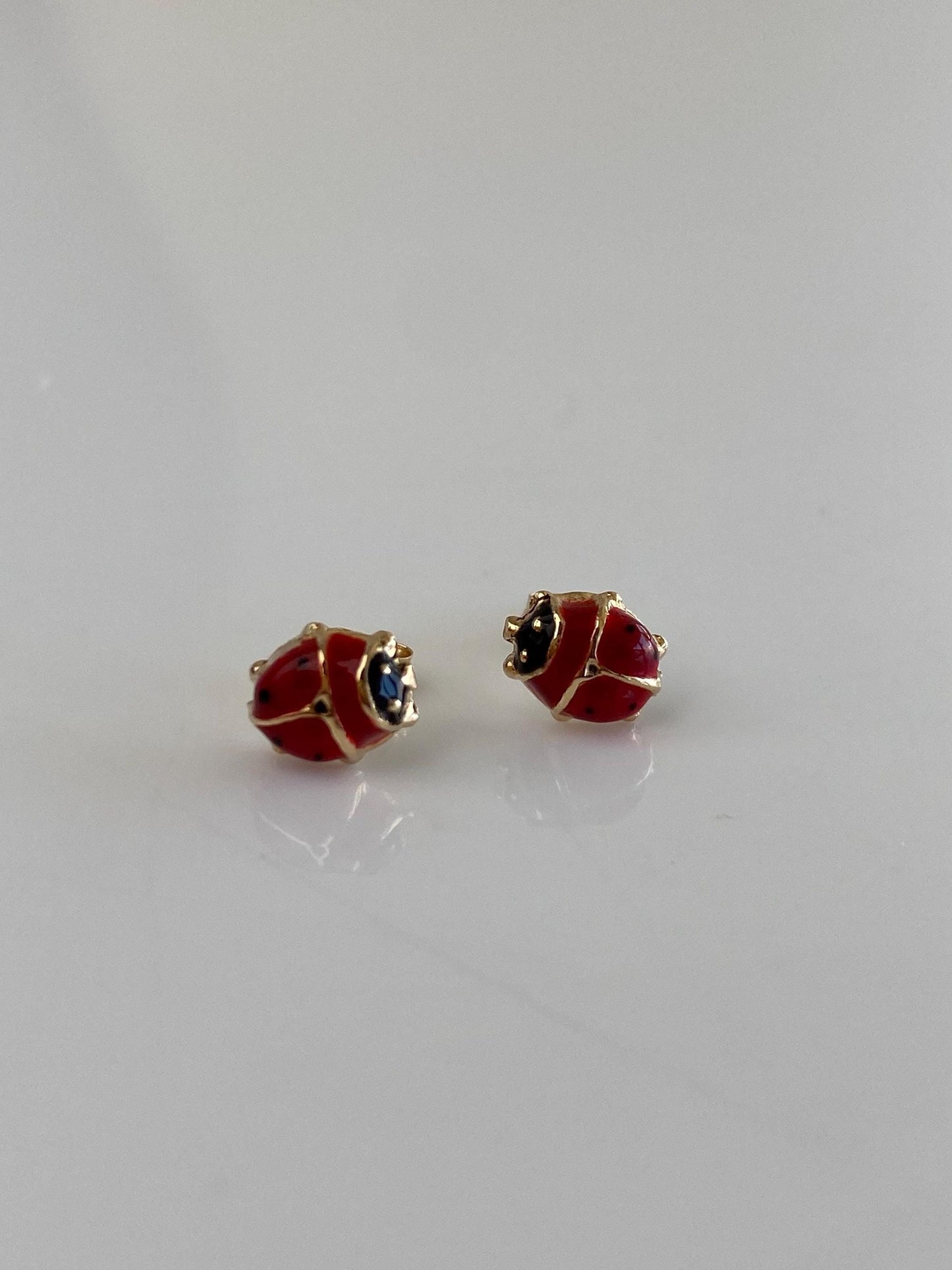 Vintage 14k Yellow Gold Enamel Ladybug Stud Earrings