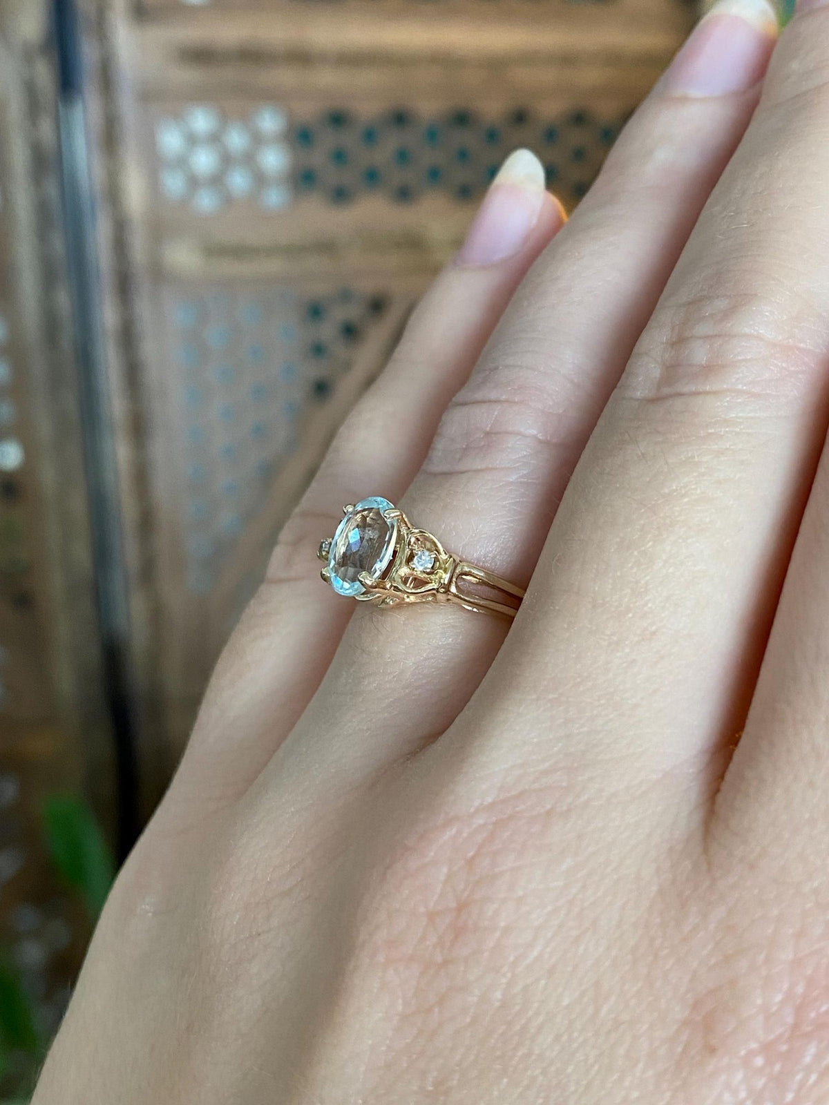 Vintage Solid 14k Yellow Gold Diamonds Aquamarine Ring - Size 5.5