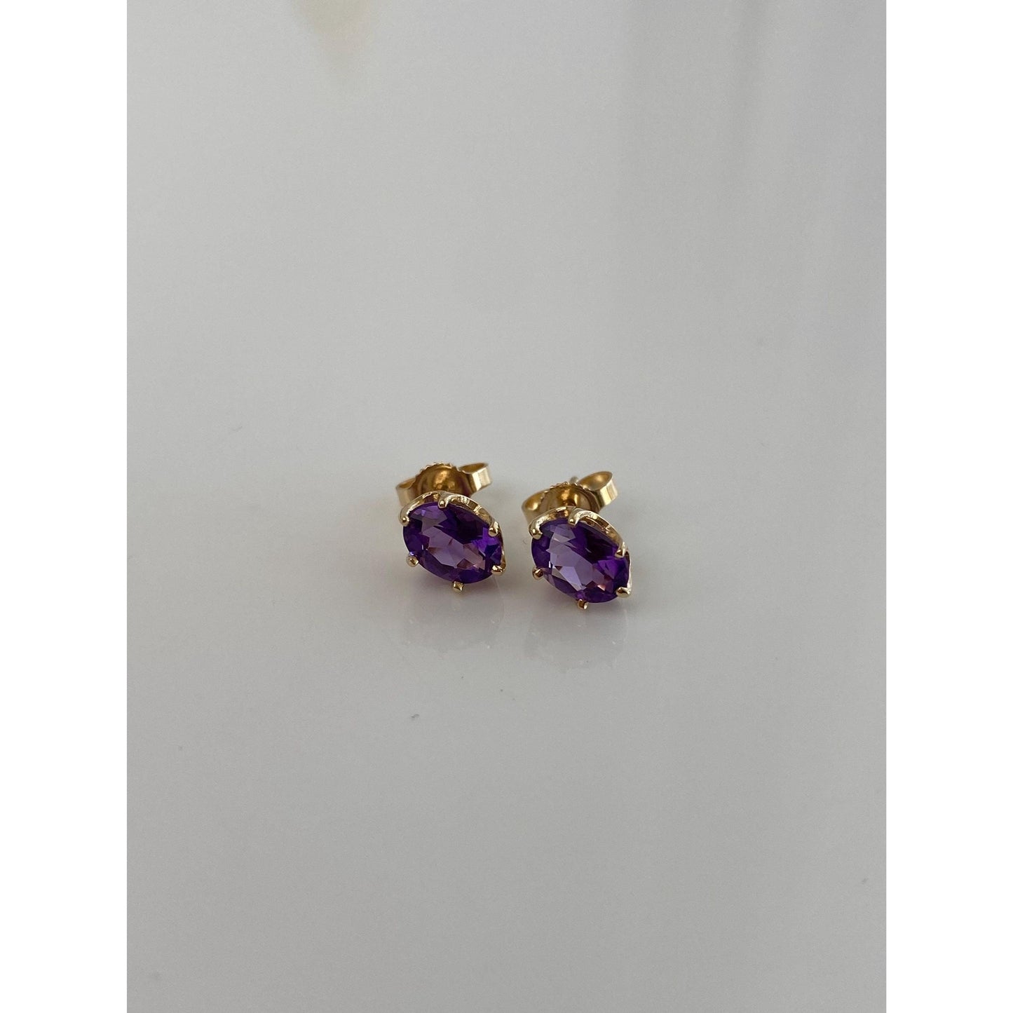 Vintage Solid 14k Yellow Gold Amethyst Stud Earrings