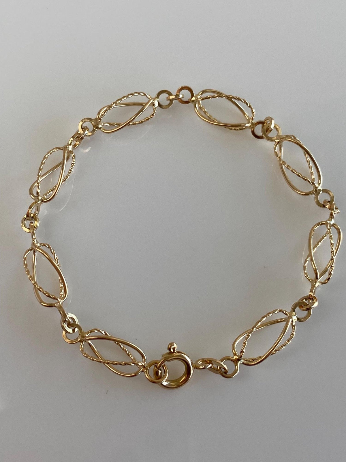 Vintage Solid 18k Yellow Gold Fancy Open Link Bracelet - 7.5 Inches