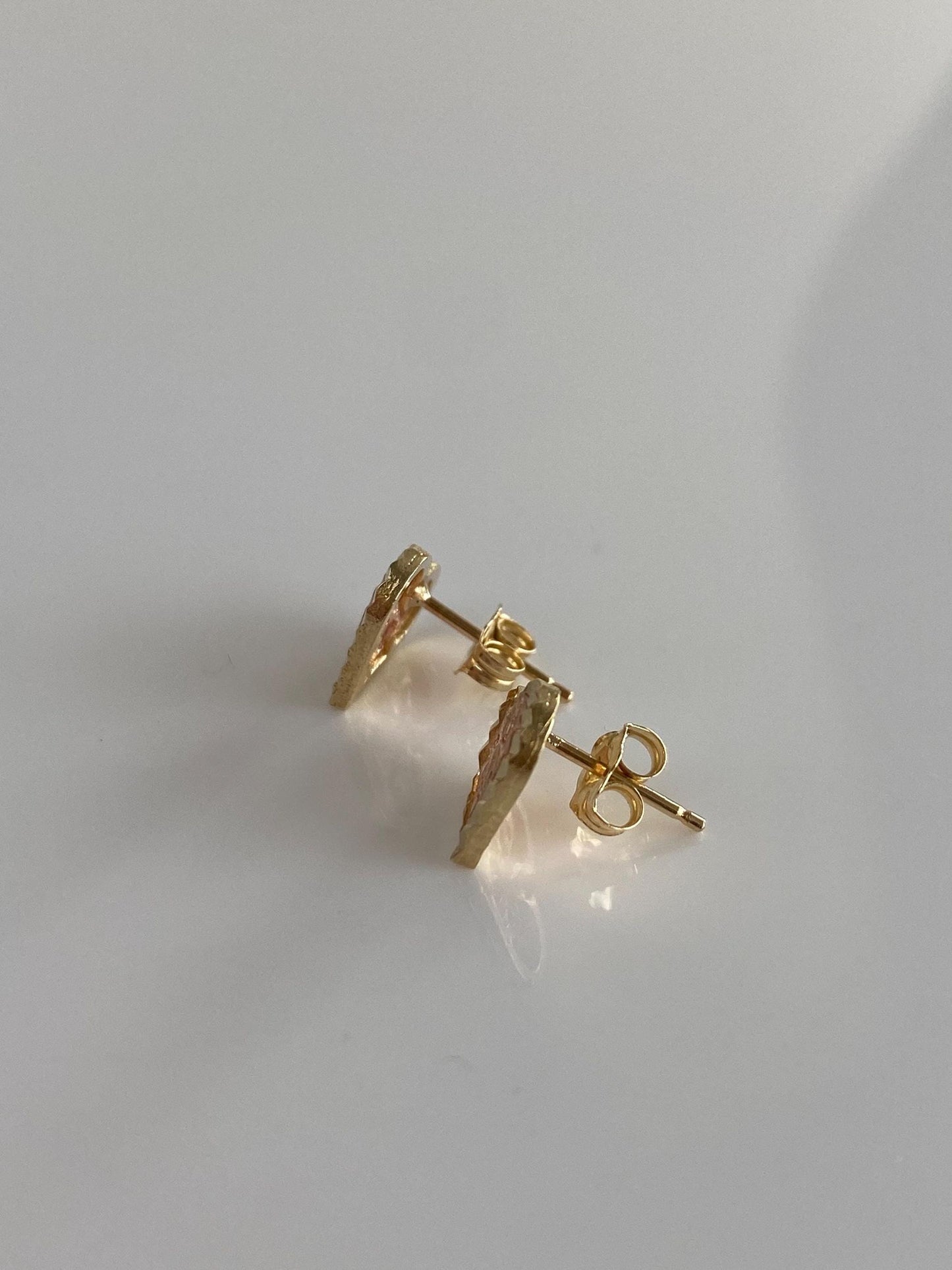 Vintage Solid 14k Rose & Yellow Gold Filigree Heart Stud Earrings