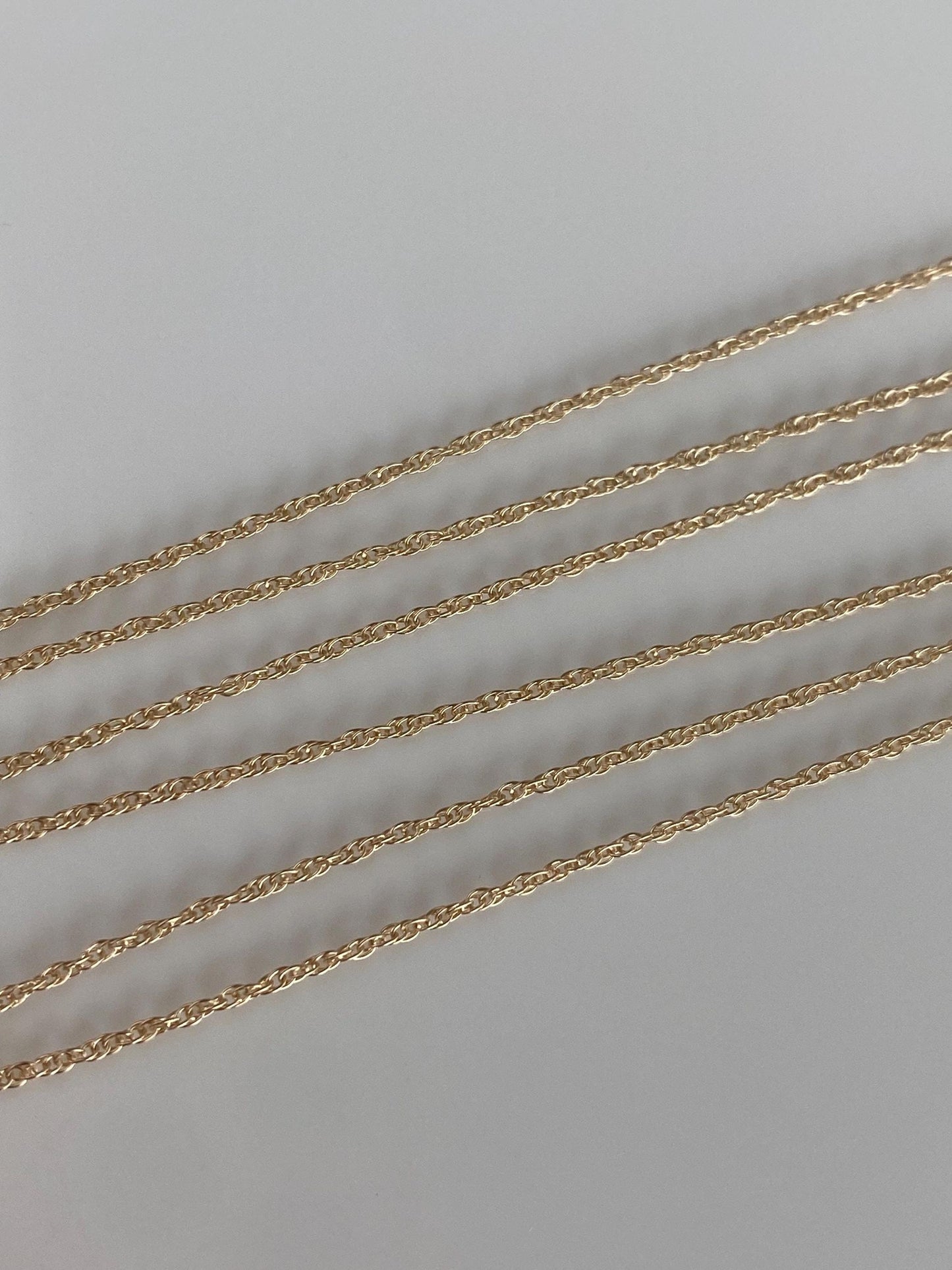 Vintage Solid 14k Yellow Gold Dainty Chain Necklace - 17.75 inches