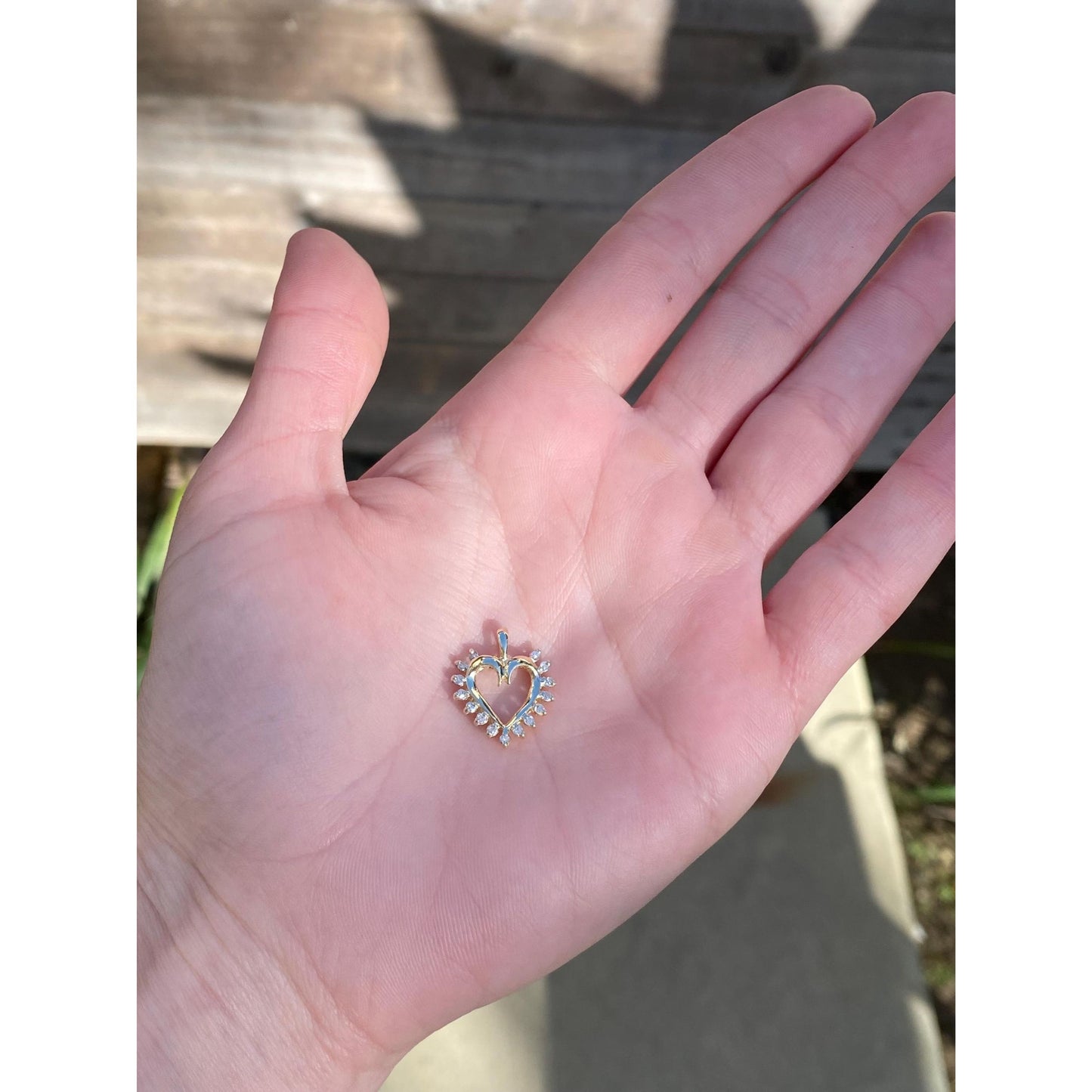 Vintage Solid 10k Yellow Gold Clear Sapphire Heart Charm