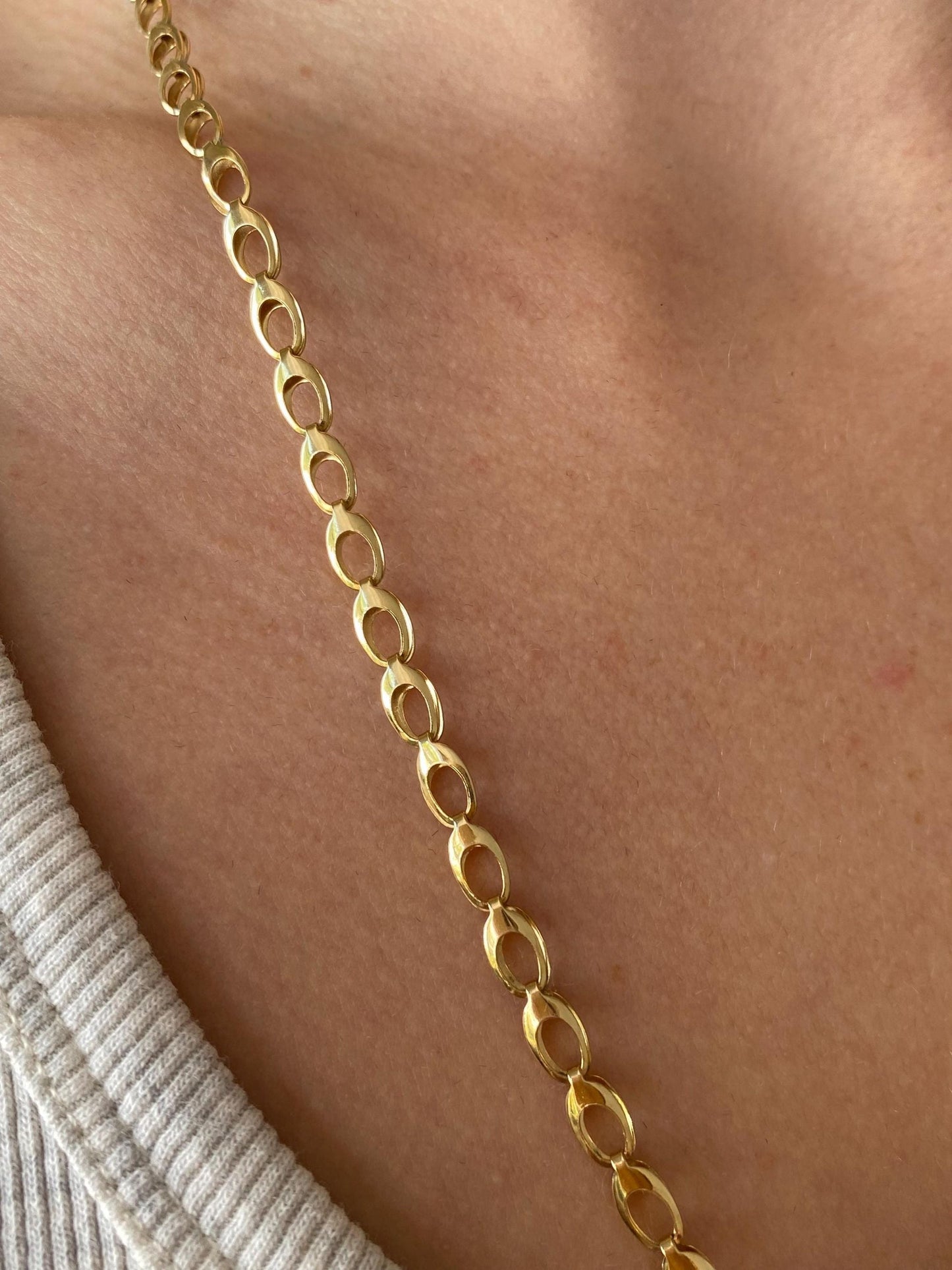 Vintage Solid 18k Yellow Gold Oval Link Chain Necklace - 23.5 inches
