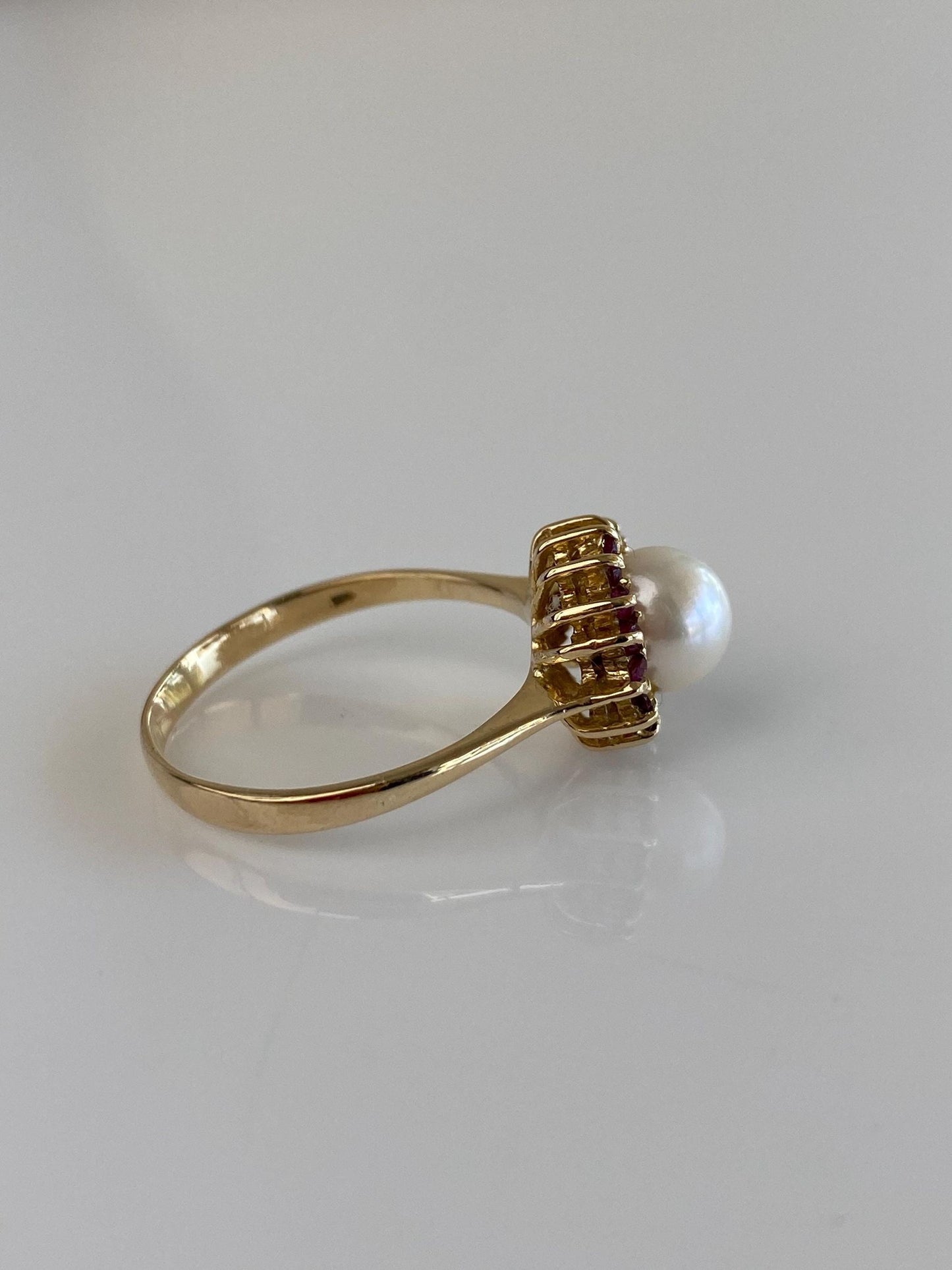 Vintage Solid 14k Yellow Gold Ruby Halo Pearl Ring - Size 8.5