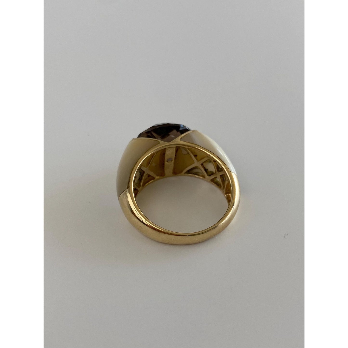 Vintage Solid 14k Yellow Gold Diamond Smokey Quartz Mother of Pearl Ring - Size 6.75