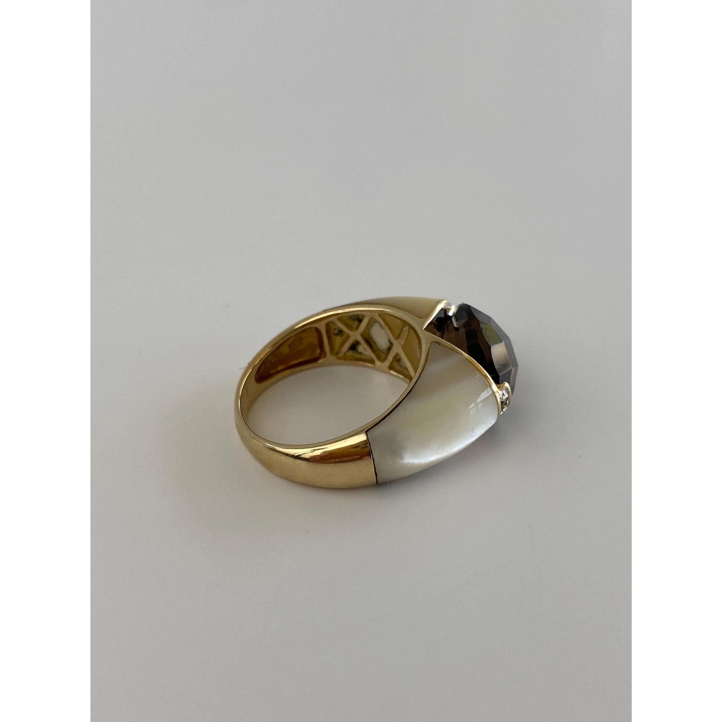 Vintage Solid 14k Yellow Gold Diamond Smokey Quartz Mother of Pearl Ring - Size 6.75