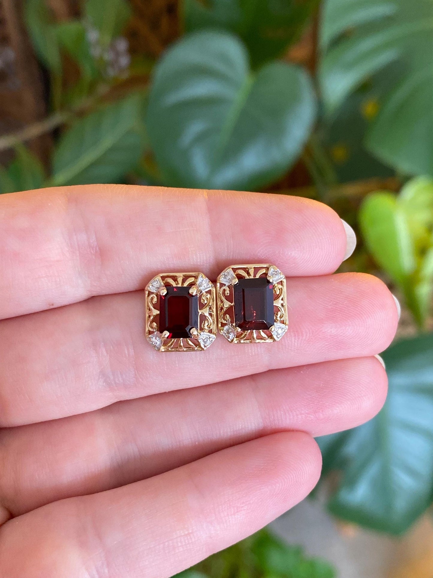 Vintage Solid 10k White &  Yellow Gold Diamond Garnet Stud Earrings
