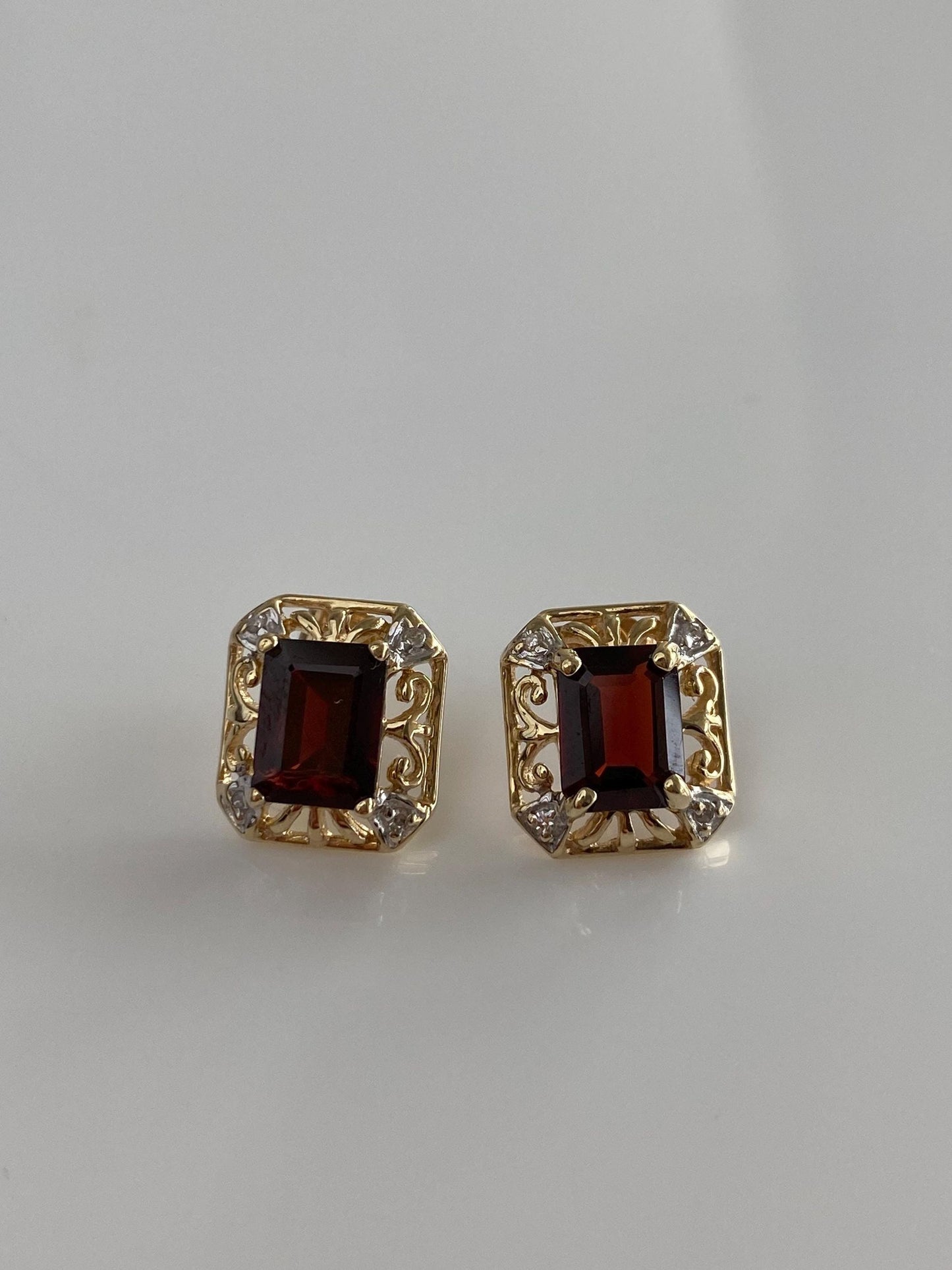 Vintage Solid 10k White &  Yellow Gold Diamond Garnet Stud Earrings
