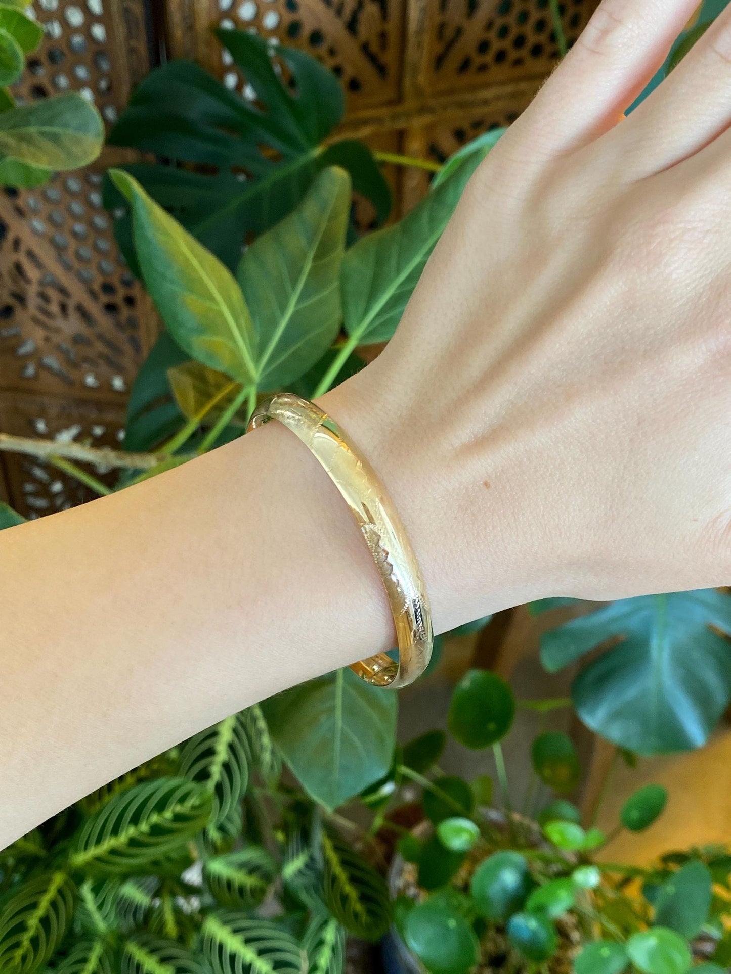 Vintage 14k Yellow Gold Engraved Bangle Bracelet
