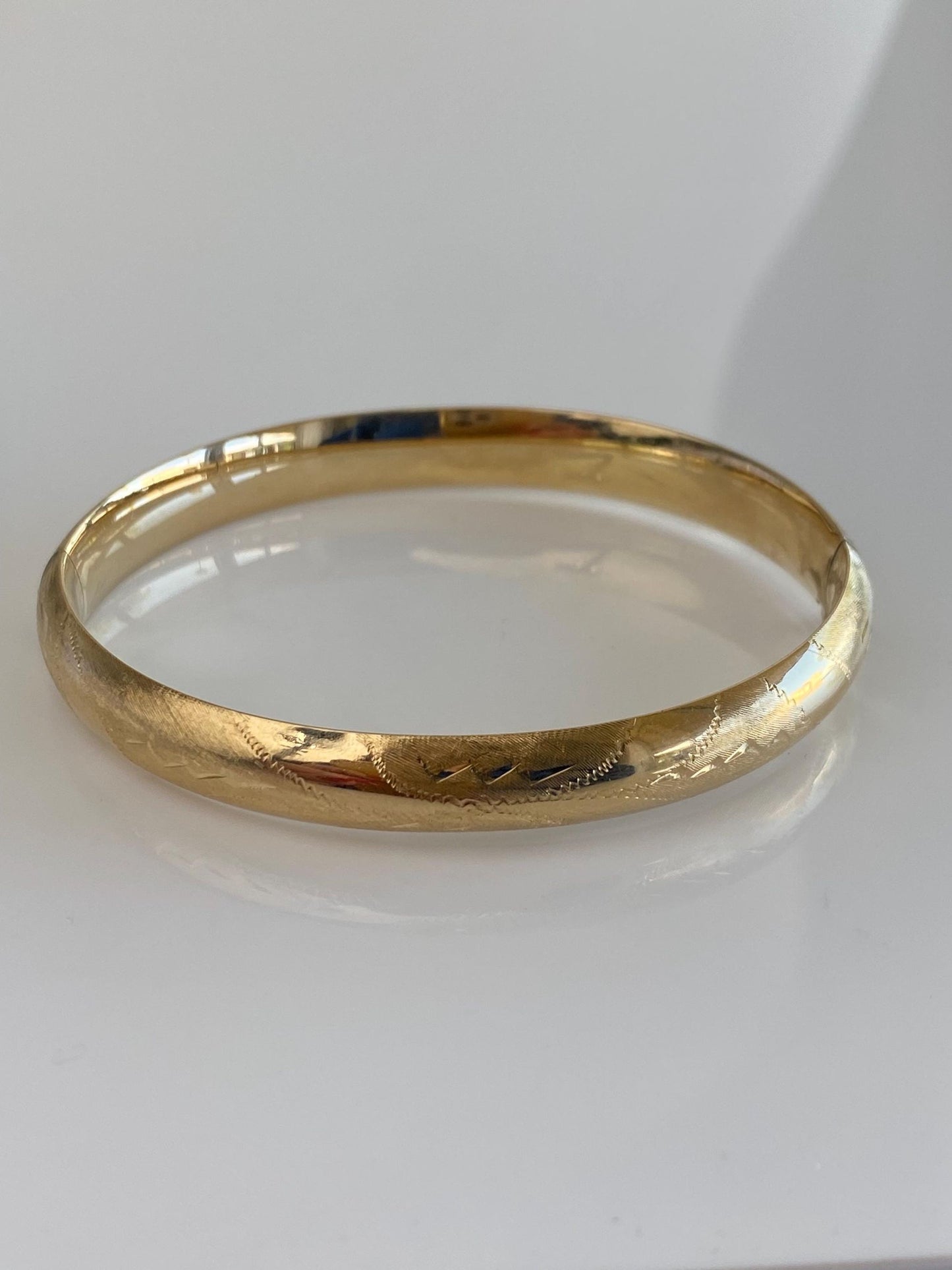 Vintage 14k Yellow Gold Engraved Bangle Bracelet