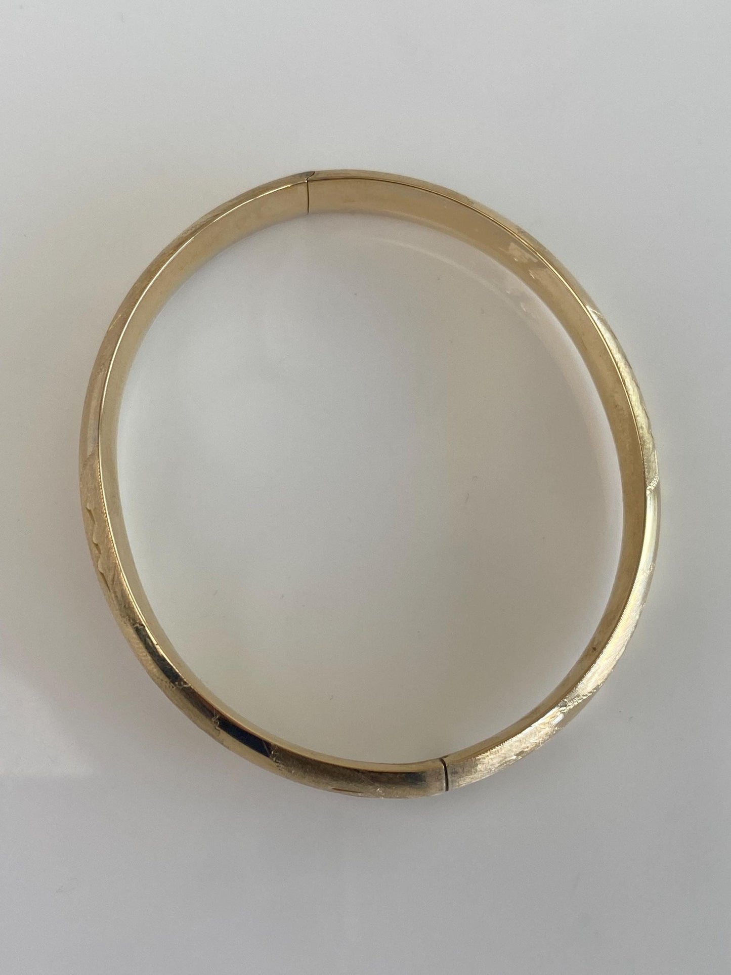 Vintage 14k Yellow Gold Engraved Bangle Bracelet