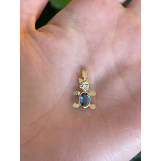 Vintage Solid 14k Yellow Gold Topaz Clear Cubic Zirconia Cat Child Charm