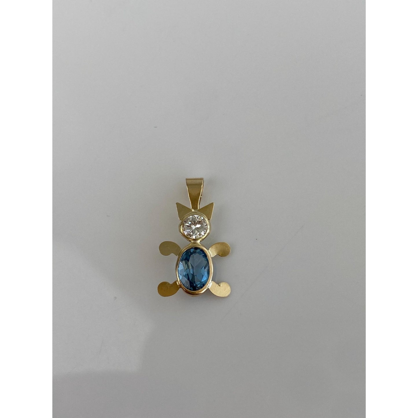 Vintage Solid 14k Yellow Gold Topaz Clear Cubic Zirconia Cat Child Charm