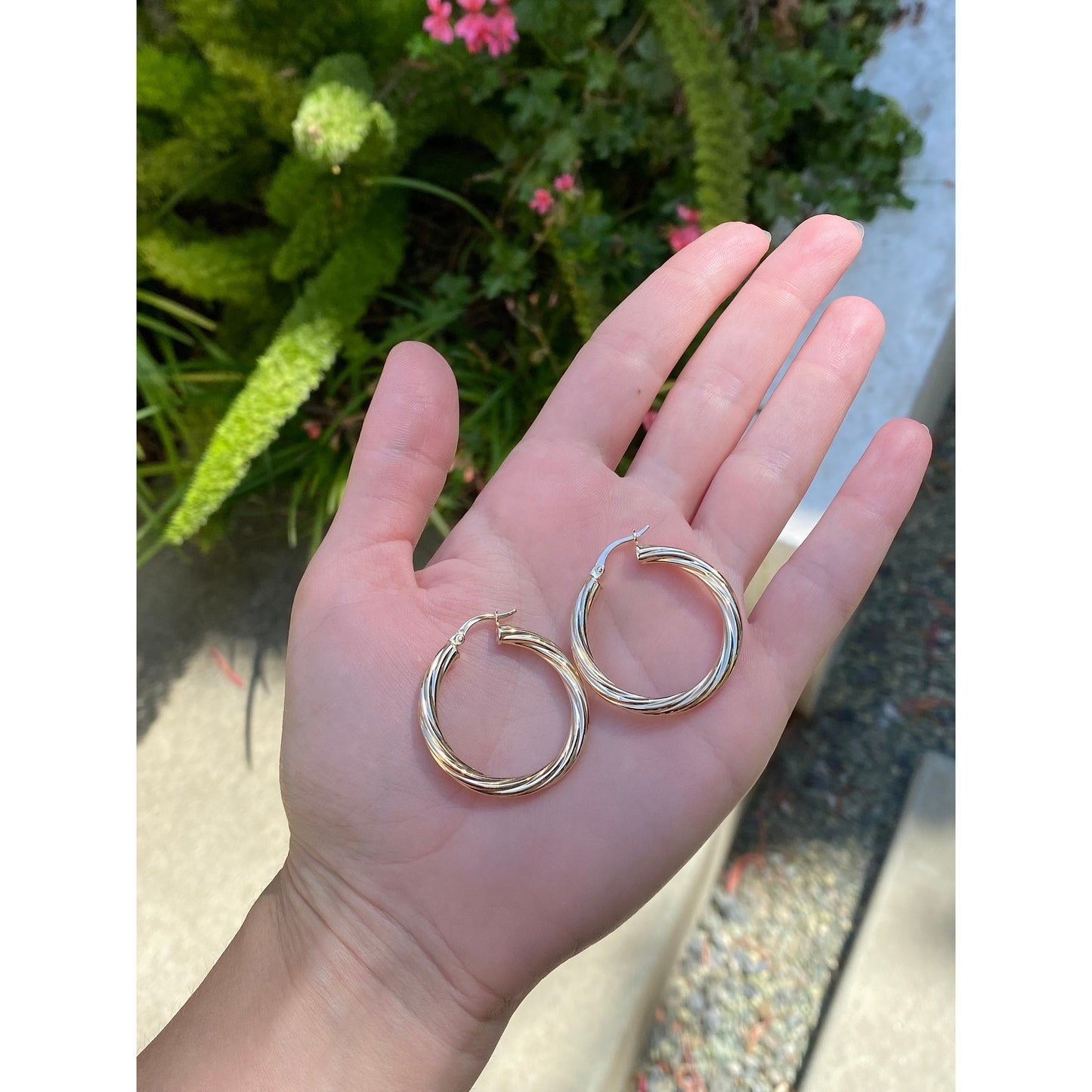 Vintage 14k Yellow Gold Twisted Hoop Earrings