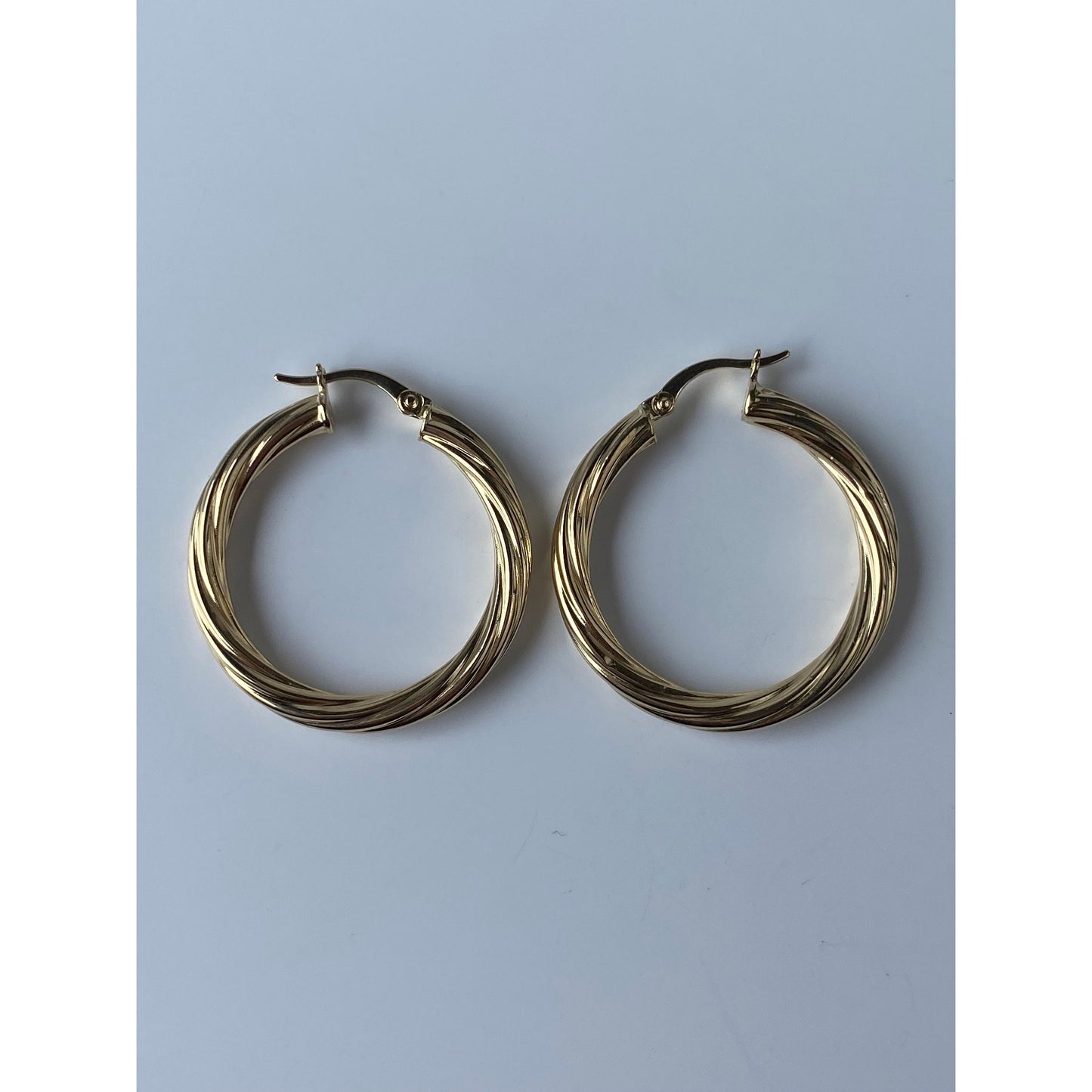Vintage 14k Yellow Gold Twisted Hoop Earrings