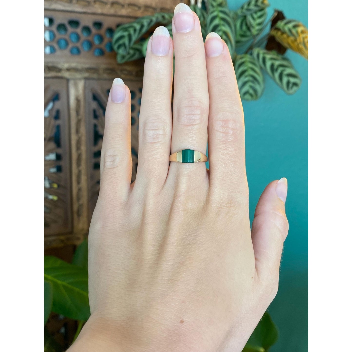 Vintage Solid 14k Yellow Gold Malachite Ring - Size 5.75