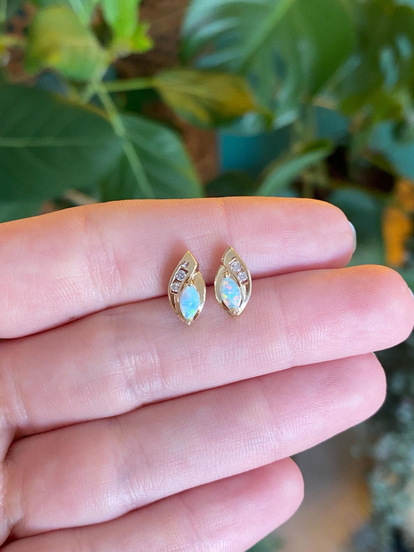 Vintage Solid 10k Yellow Gold Opal Clear Cubic Zirconia Stud Earrings