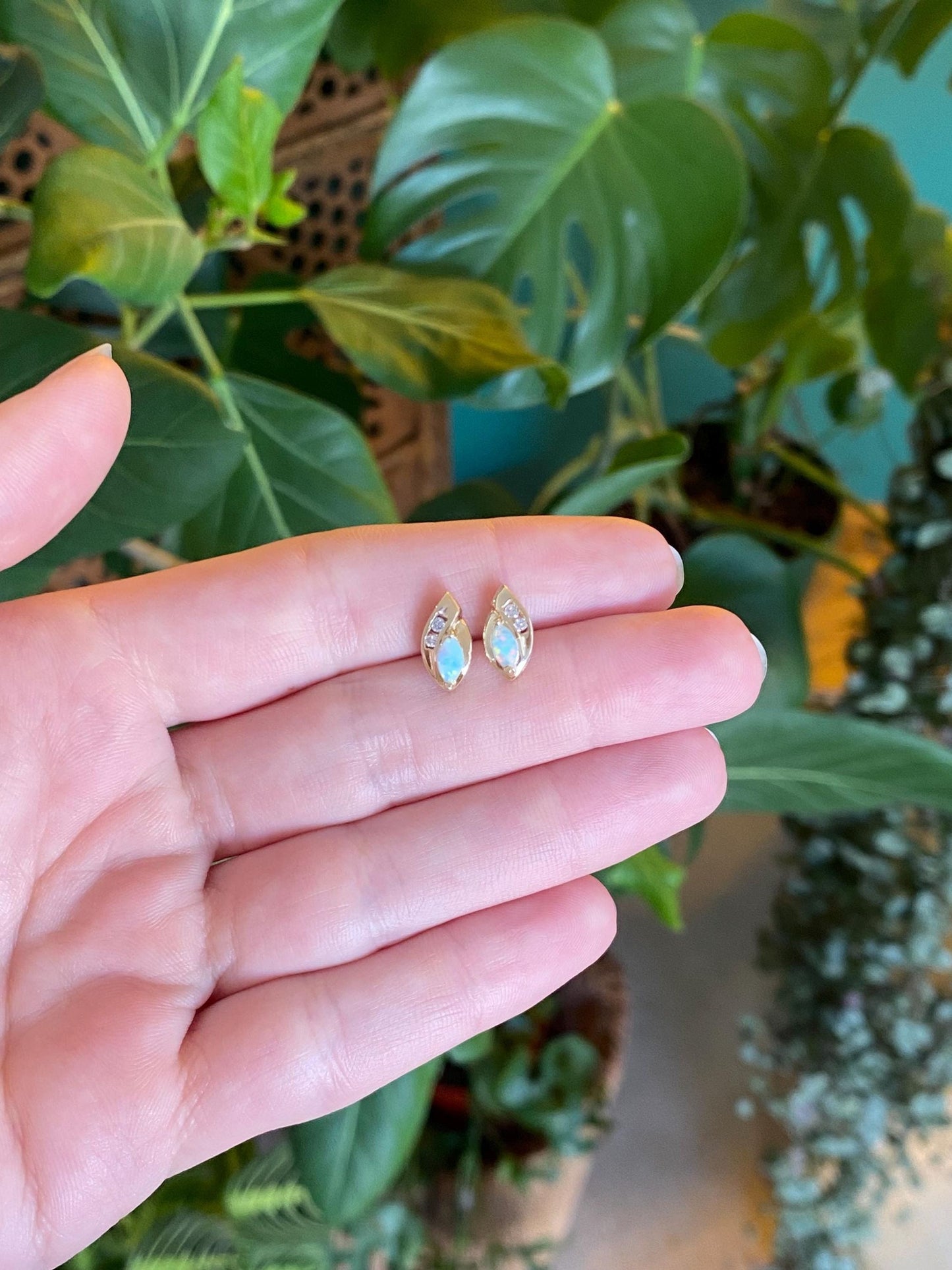 Vintage Solid 10k Yellow Gold Opal Clear Cubic Zirconia Stud Earrings