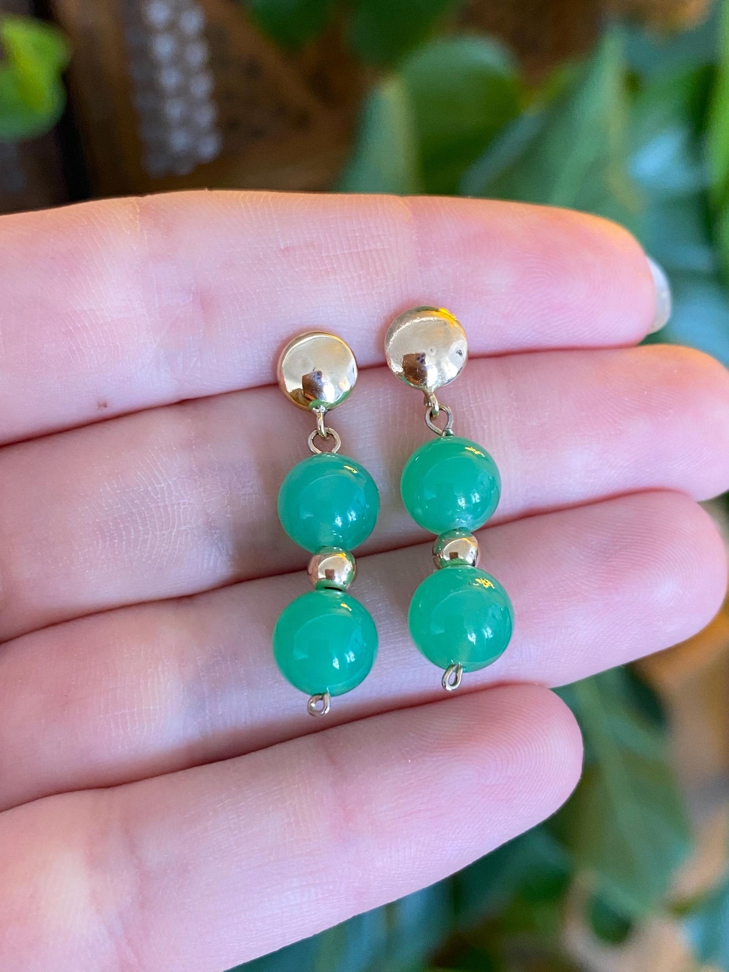 Vintage Solid 14k Yellow Gold Jade Bead Dangle Stud Earrings