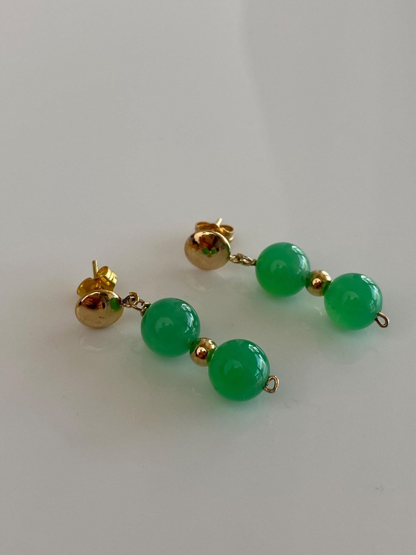 Vintage Solid 14k Yellow Gold Jade Bead Dangle Stud Earrings