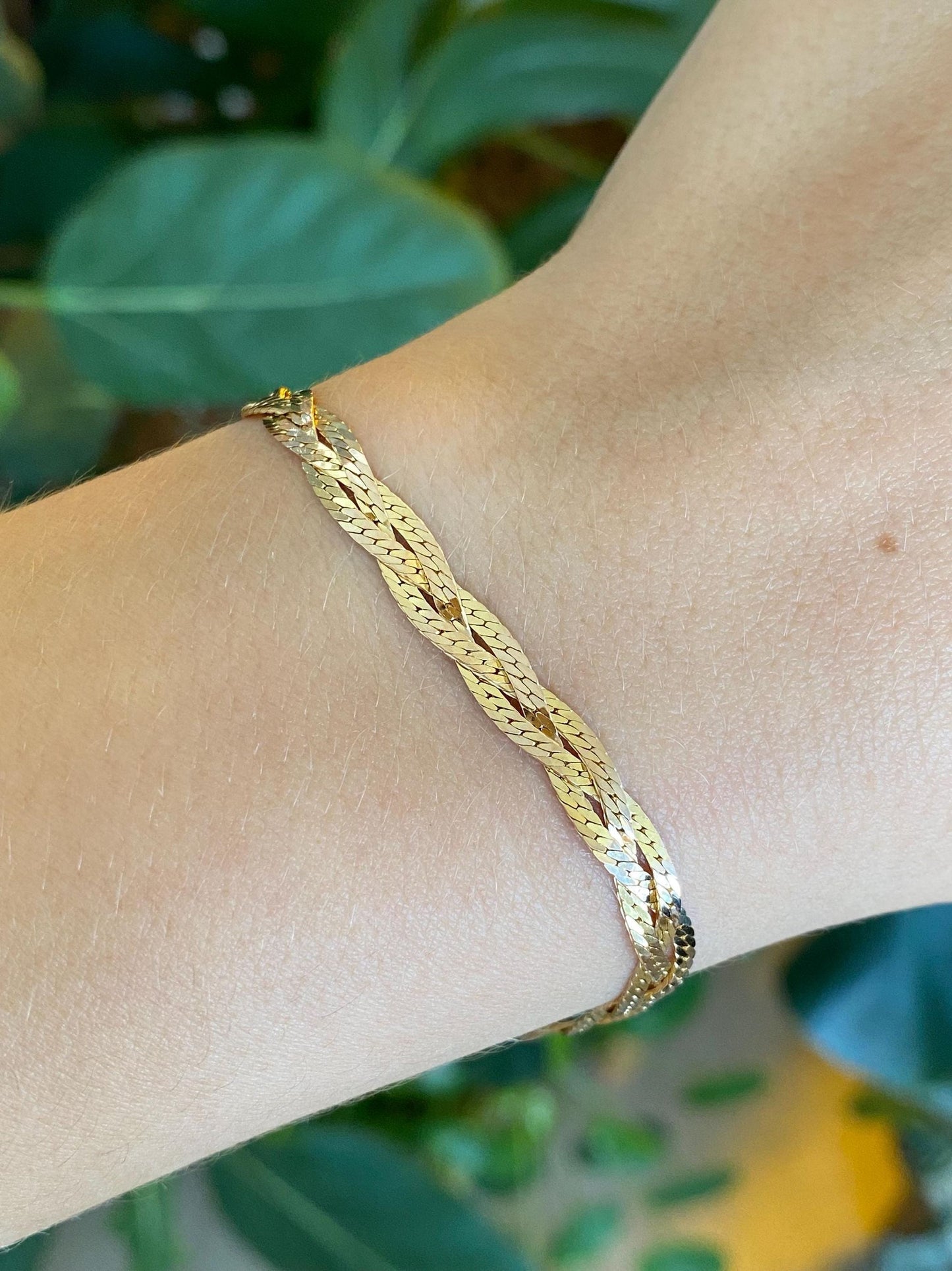 Vintage Solid 14k Yellow Gold Braided Herringbone Chain Bracelet - 7 inches