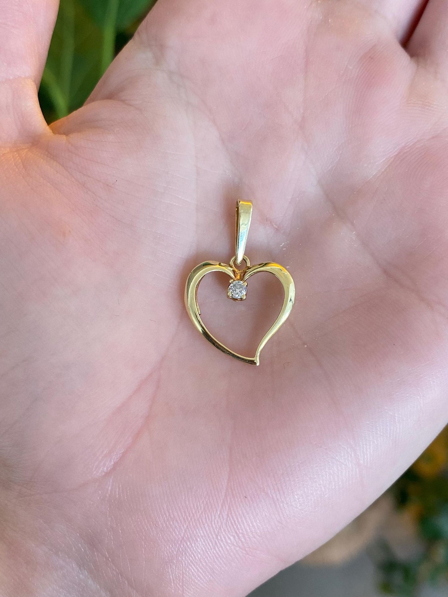 Vintage Solid 14k Yellow Gold Diamond Heart Charm