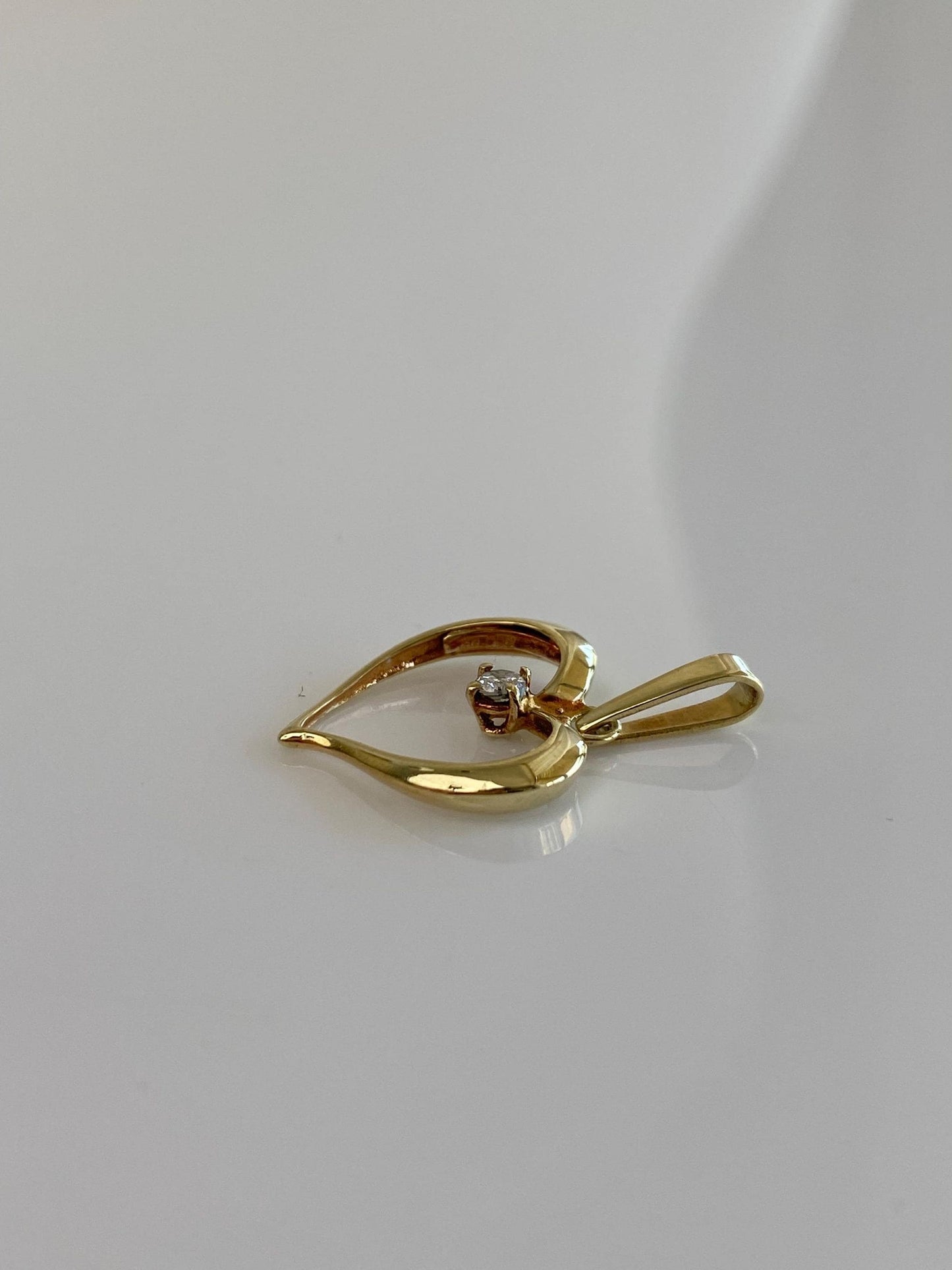Vintage Solid 14k Yellow Gold Diamond Heart Charm