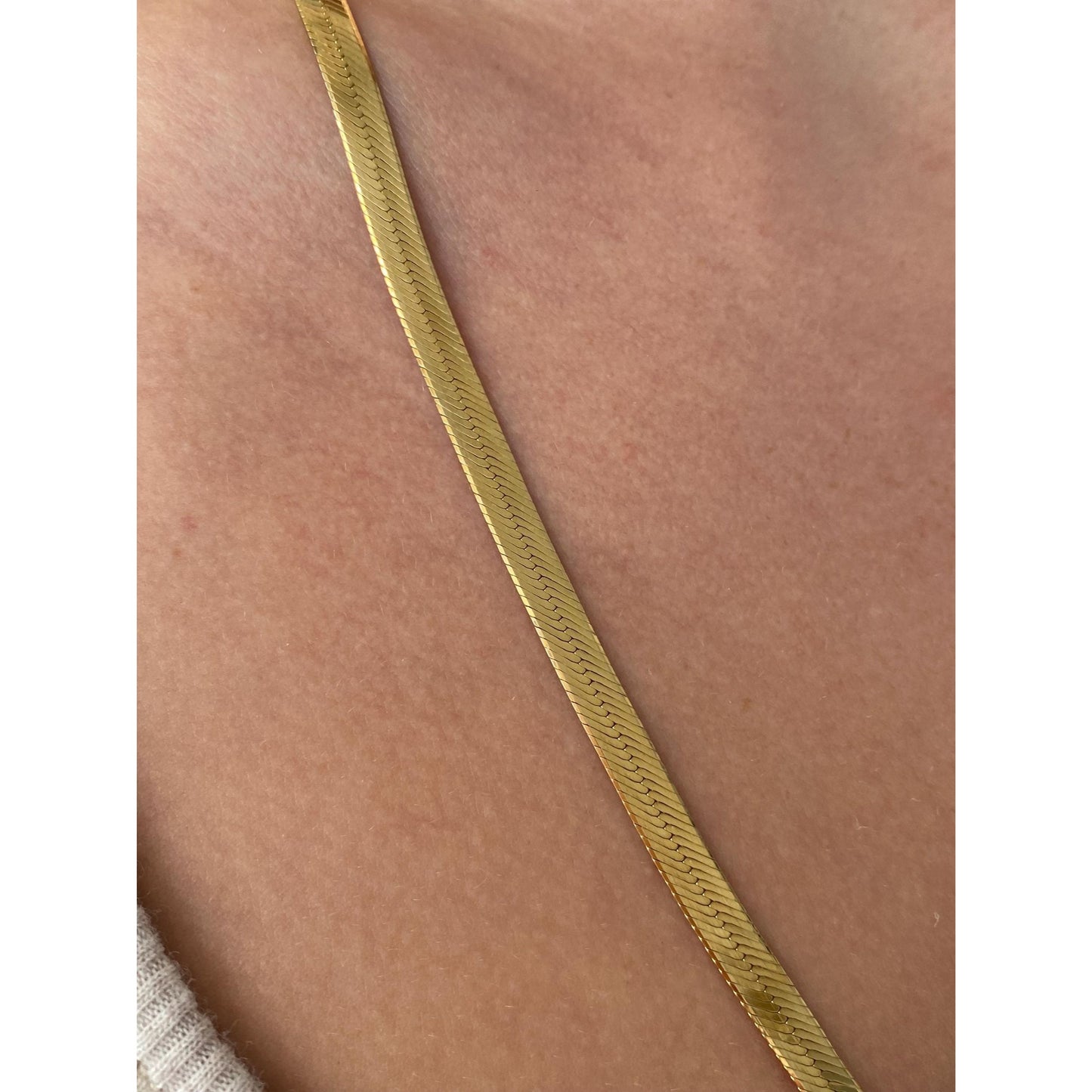 Vintage Solid 14k Yellow Gold Herringbone Chain Necklace - 24 inches