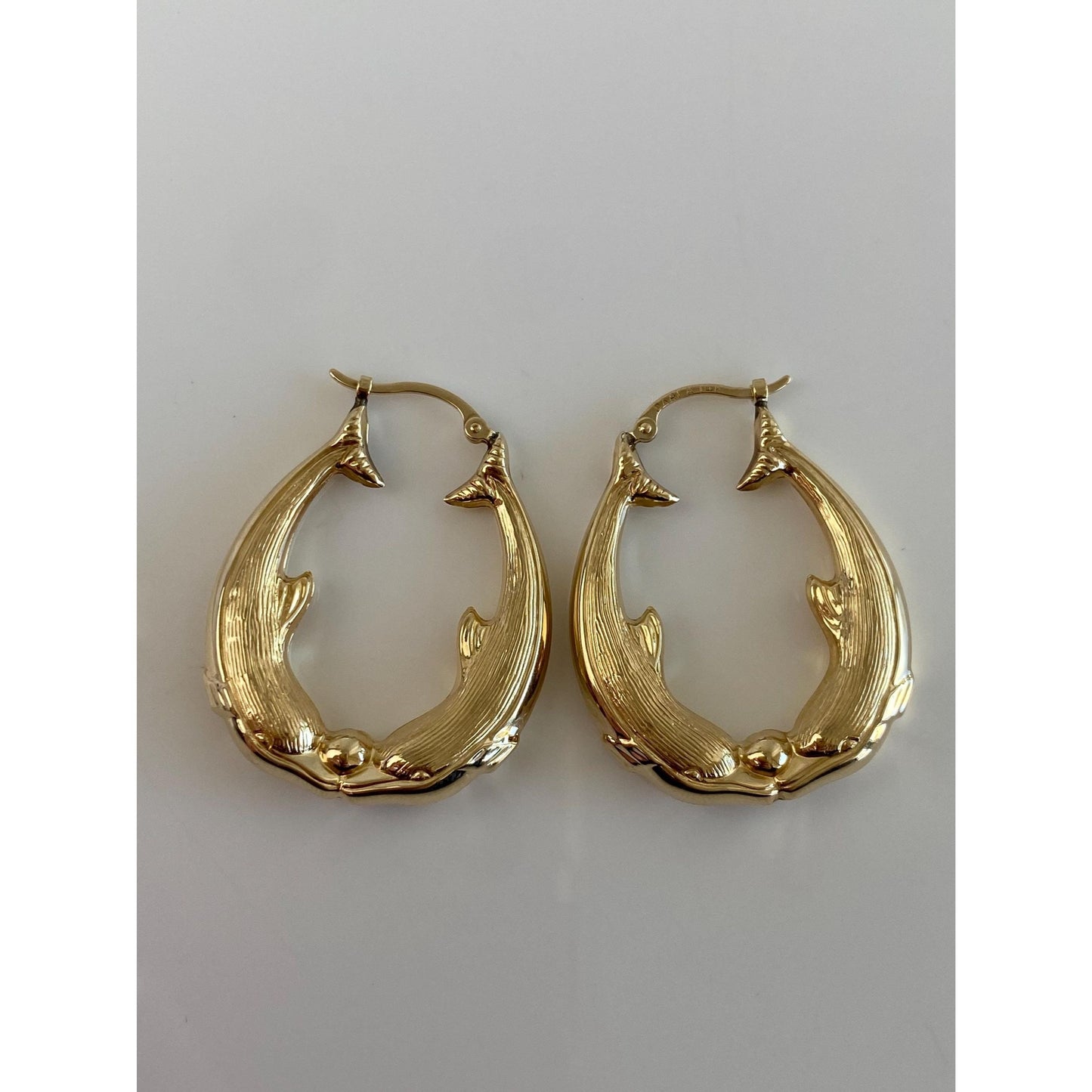 Vintage 14k Yellow Gold Dolphin Hoop Earrings