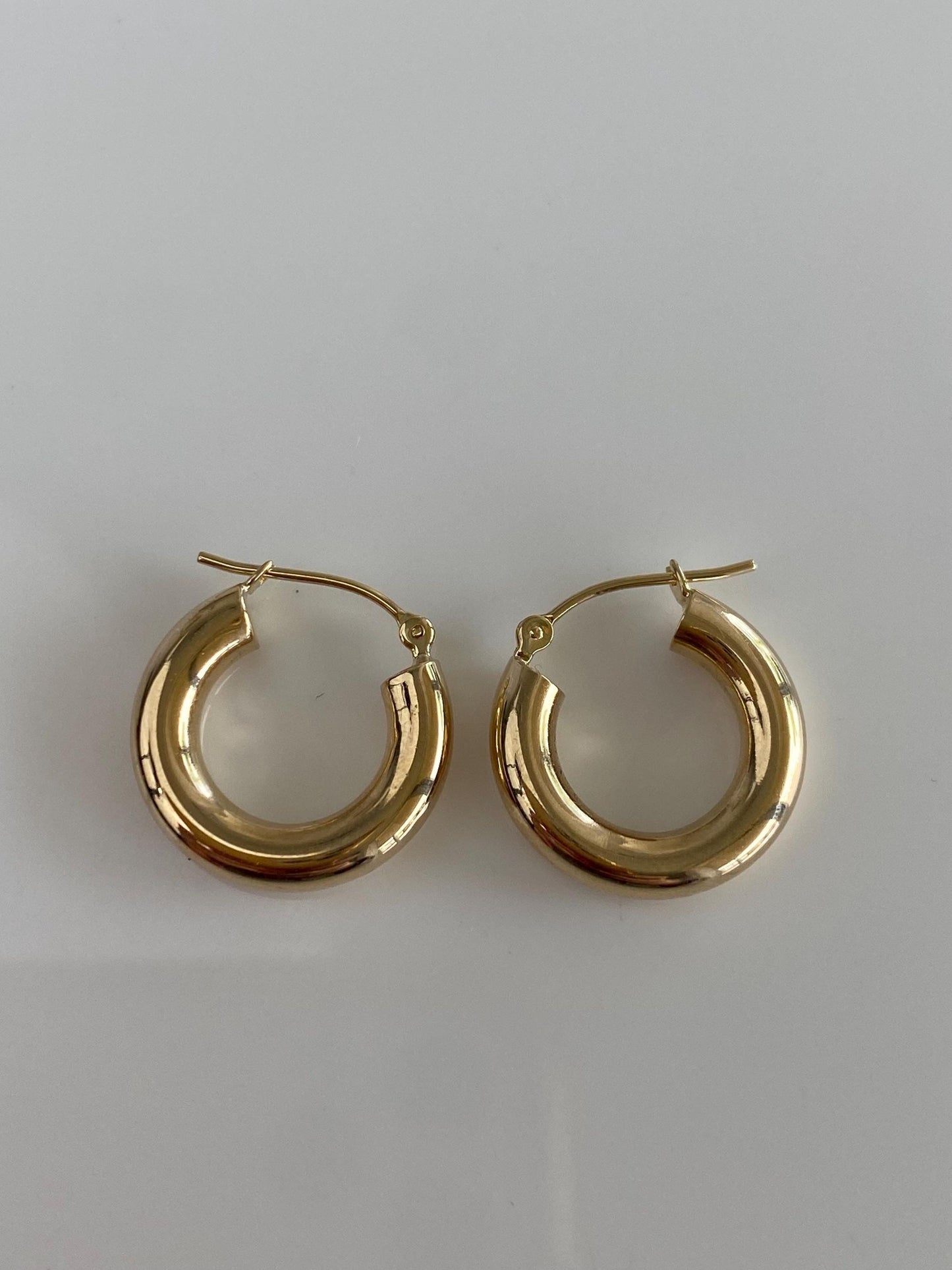 Vintage 14k Yellow Gold Chunky Little Hoop Earrings